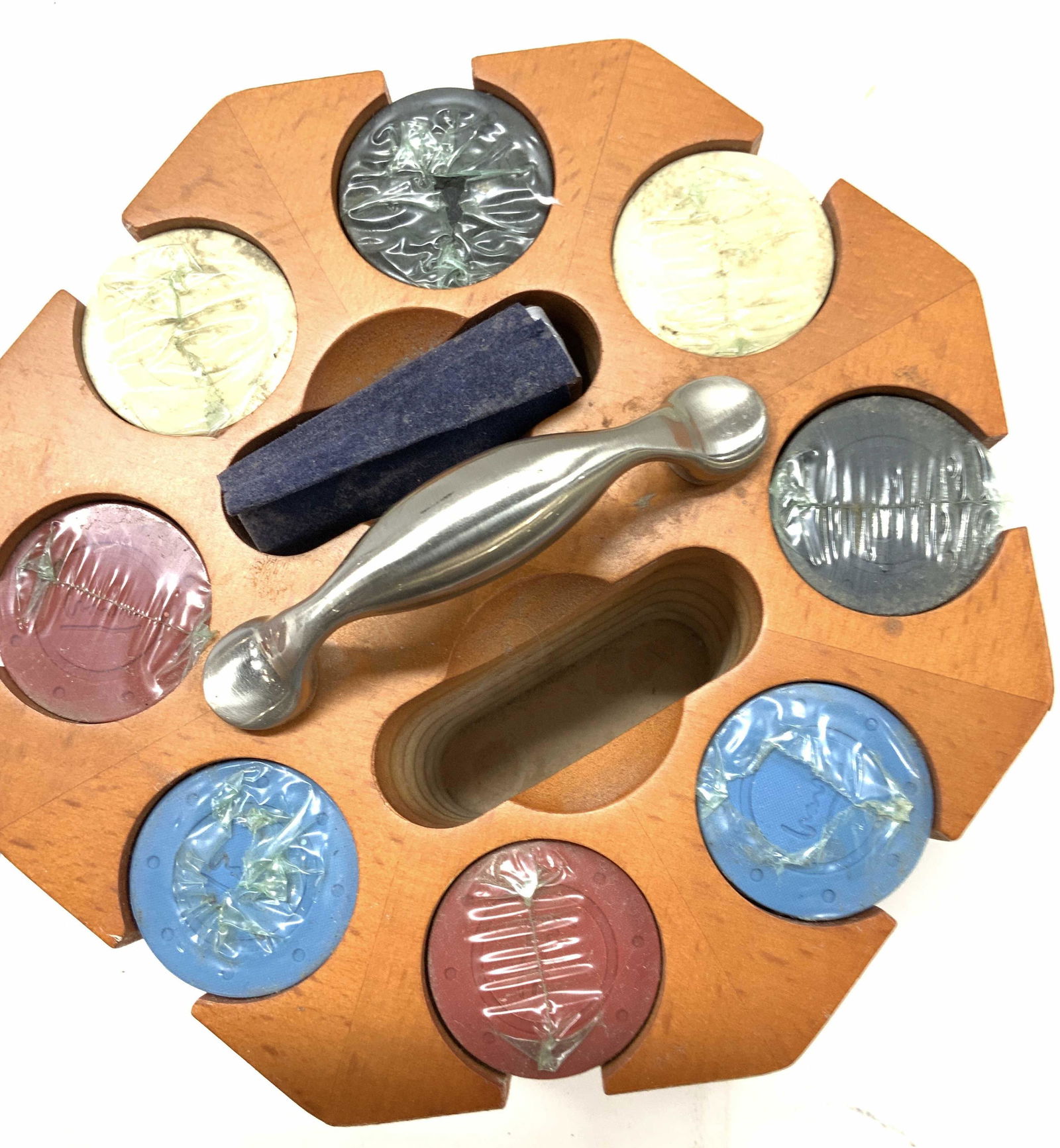 New, BRAVA Caddy Poker chip and card set (1 of 5)