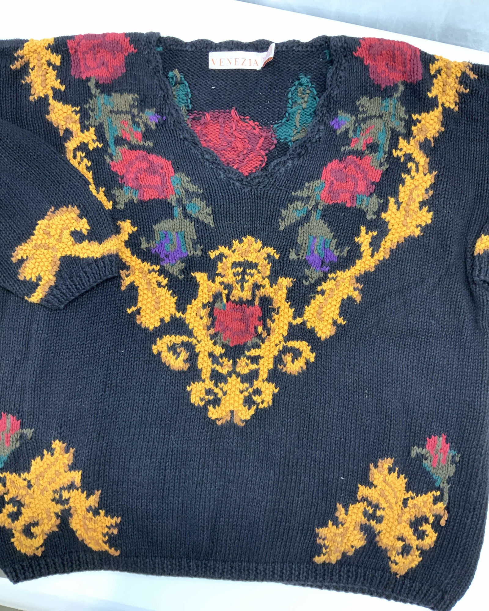VENEZIA Ramie Cotton Knit Sweater, Plus Size: Heavy knit sweater, black with red rose and yellow scroll crest designer. Size 18/20. Ramie and cotton blend. Needs mending near lower hem in corner. Sweater, fashion, fall fashion, plus size fashion,