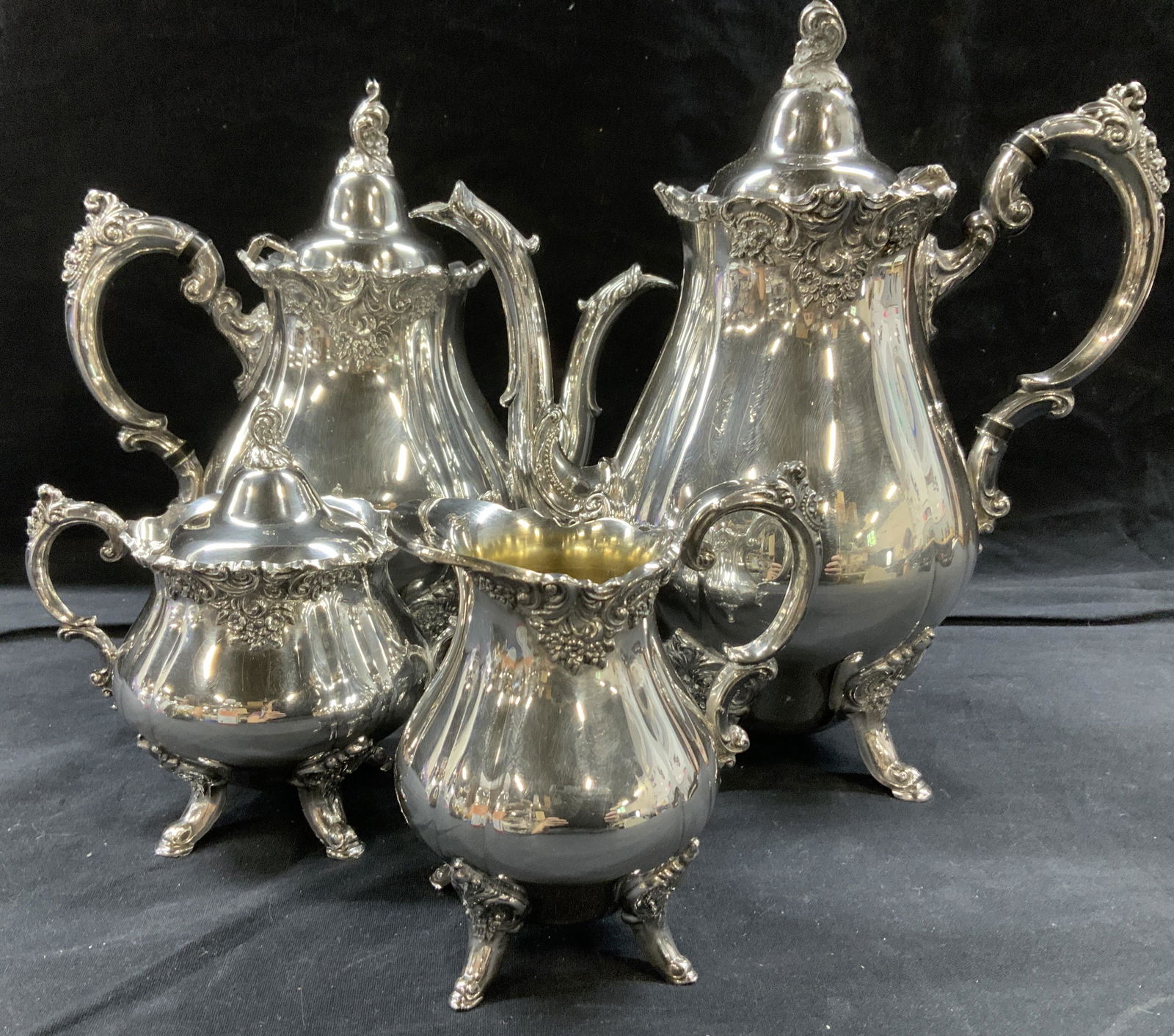 Set 4 Baroque by Wallace Tea & Coffee Service (1 of 8)