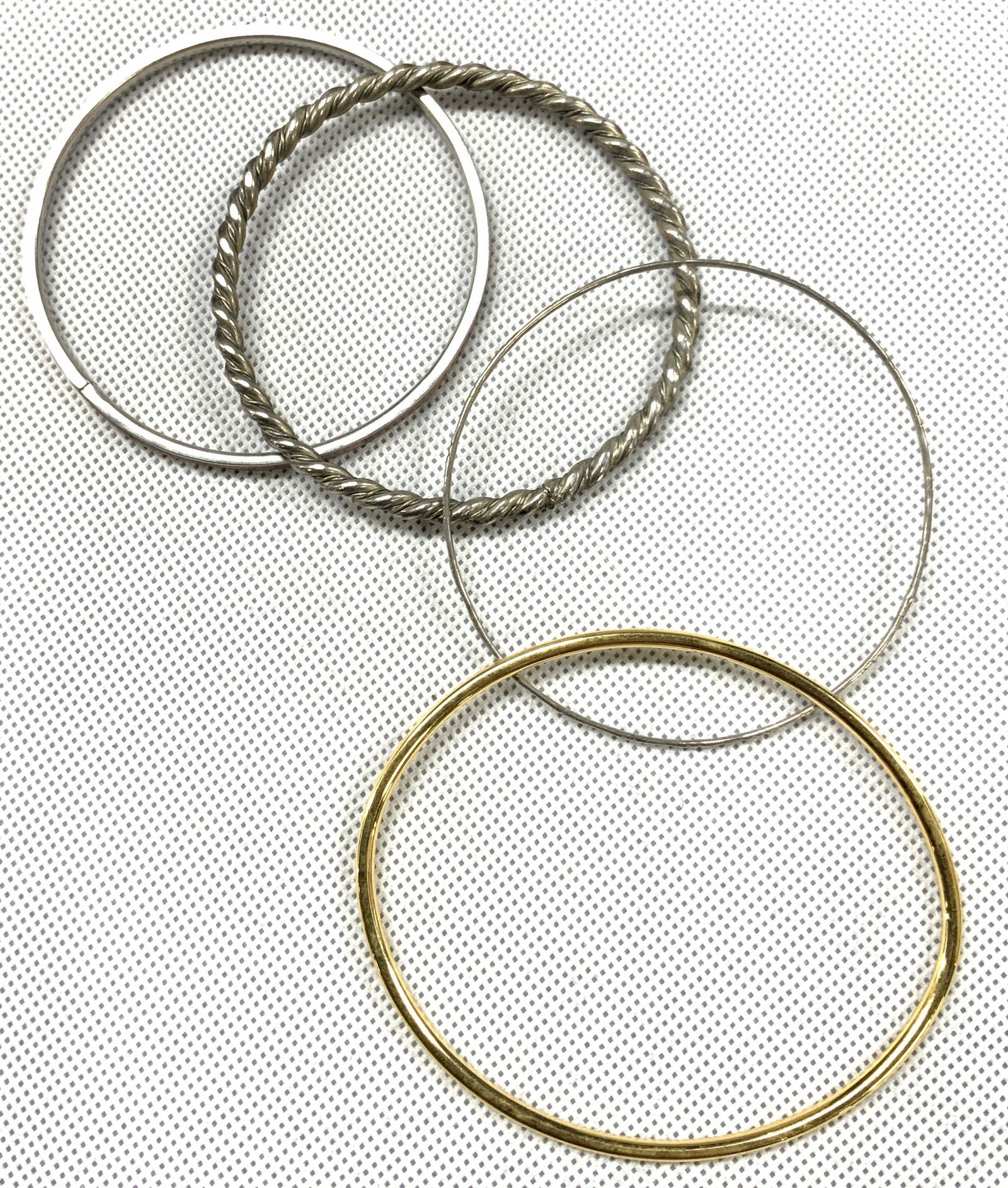 4 Vintage Bangle Bracelets (1 of 4)