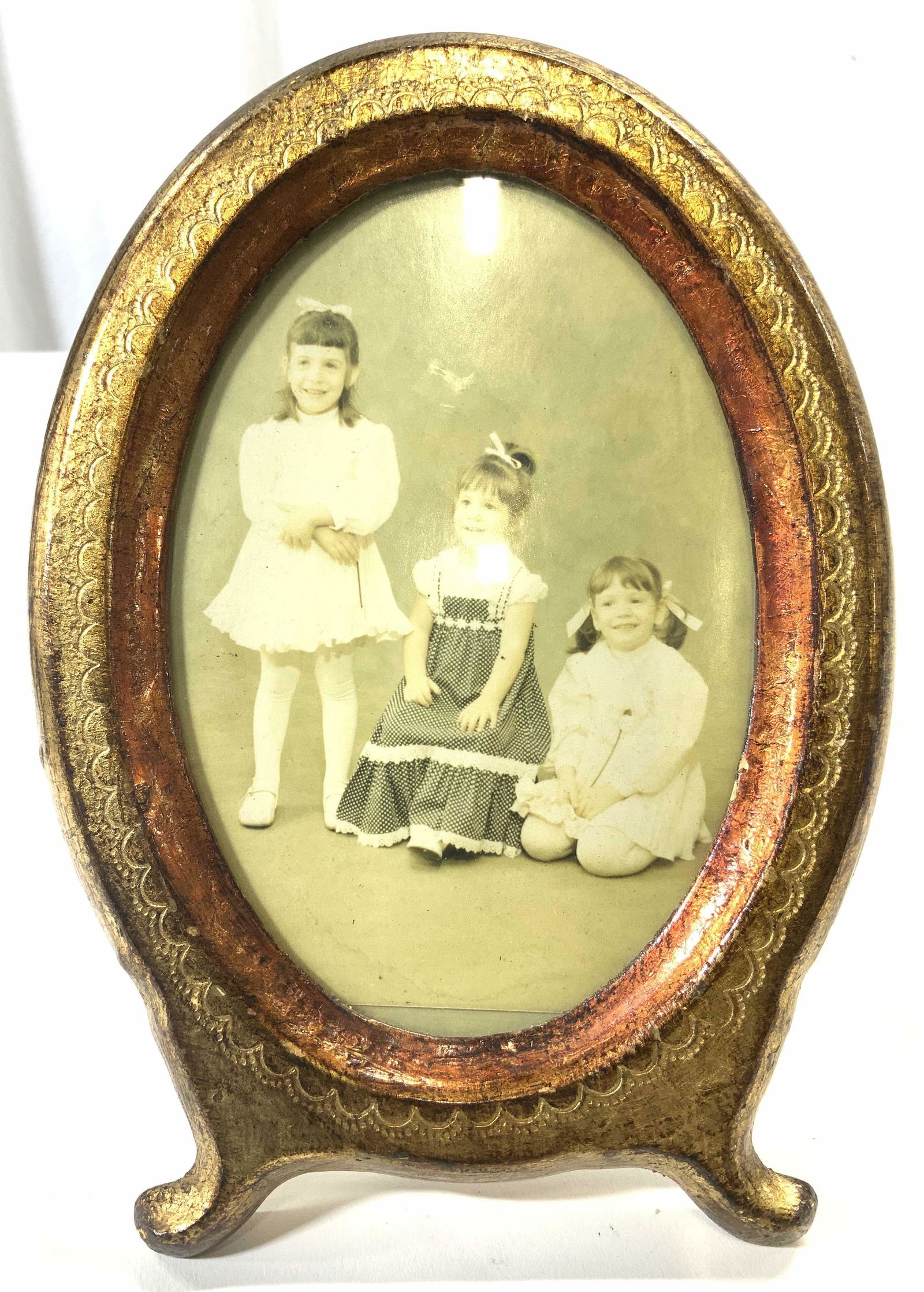 Vintage Standing Gilt Wood Frame W Feet (1 of 7)