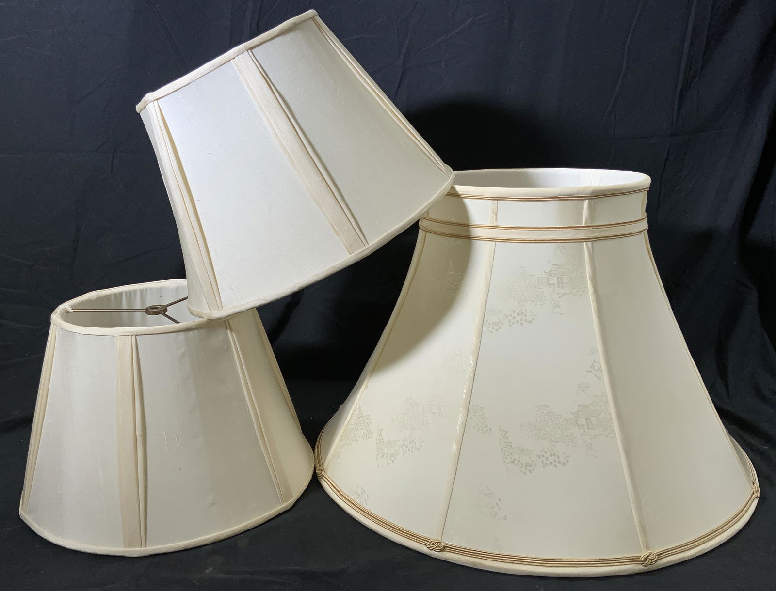 Lot 3 Cream Tapered Fabric Lampshades (1 of 8)