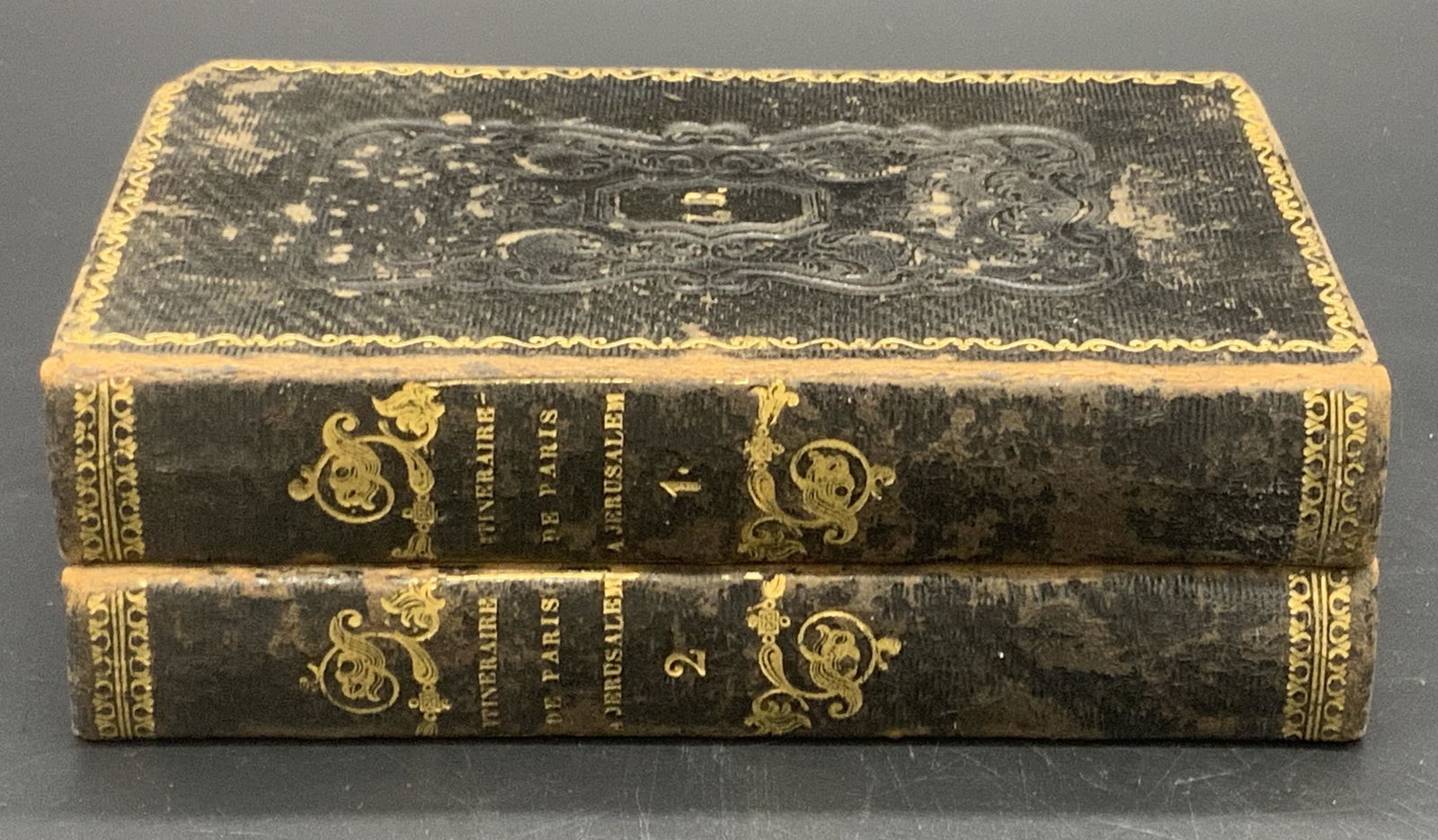 Lot2 Chateaubriand Volumes I & II Antique Books: Chateaubriand Volumes I & II Antique Books, text in French, published in Paris, each measure approx 6 x 4 in. Surface wear to each. Chateaubriand Volumes I & II Antique Books, French antique books, Fr