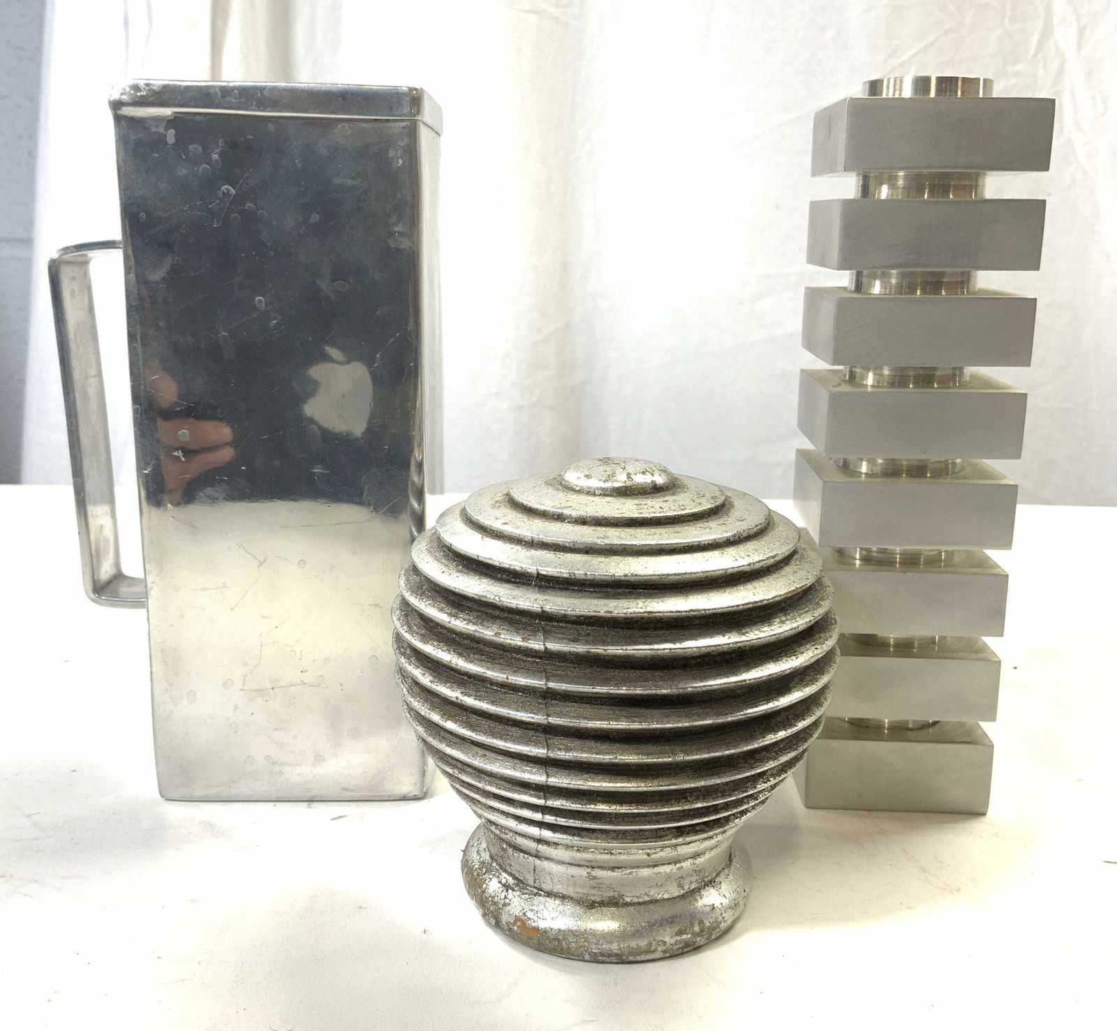 Lot 3 Assorted Tabletop Accessories & More (1 of 7)