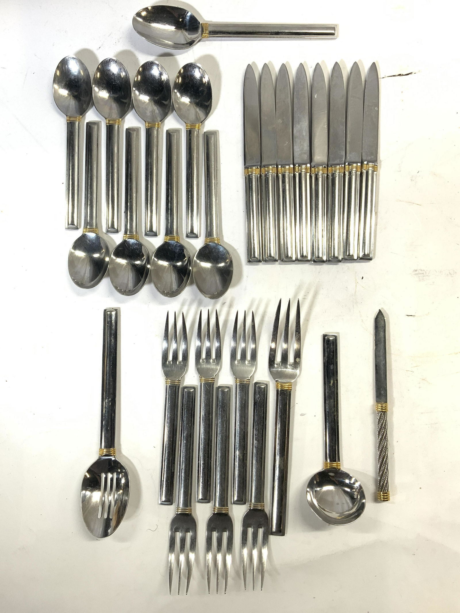 Set 27 MIKASA Flatware, Stainless Japan (1 of 8)