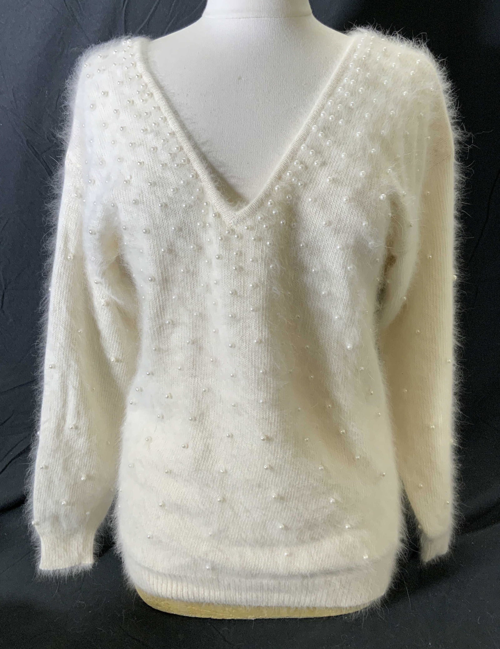 ADRIENNE VITTADINI White Angora Sweater NWT: Adrienne Vittadini angora rabbit hair blend long sleeve sweater with pearlescent beaded detail in white. Size M. Sweater is new with original tag. Designer label to interior. Adrienne vittadini, ladie