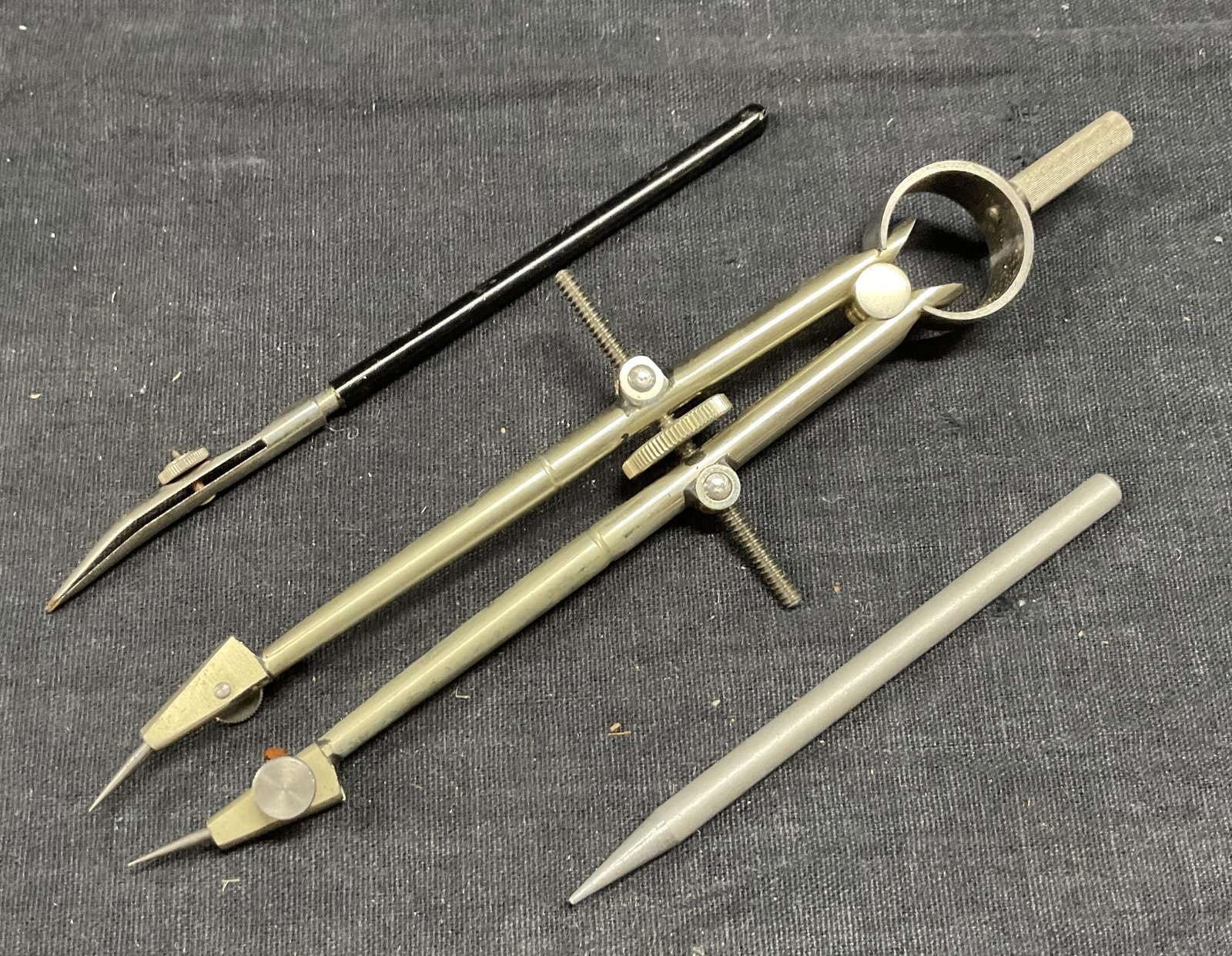 Vintage MINUSA Bow Pencil, Drafting Tool: Vintage MINUSA Bow Pencil, comes in original box, label readsMINUSA Bow Pencil K & E Co, measures 6 1/8 inches long, wear to piece consistent with use, Vintage, MINUSA, bow pencil, drawing tool, drawi