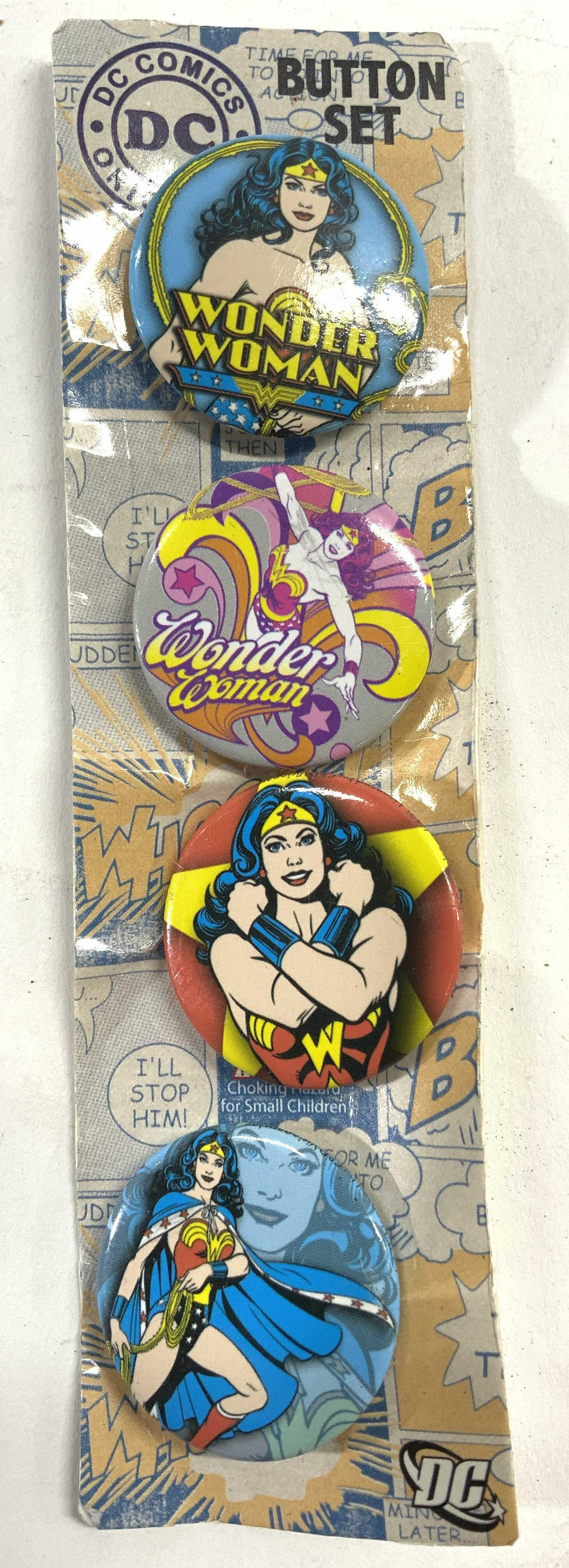DC COMICS WONDER WOMAN Button Set (1 of 7)