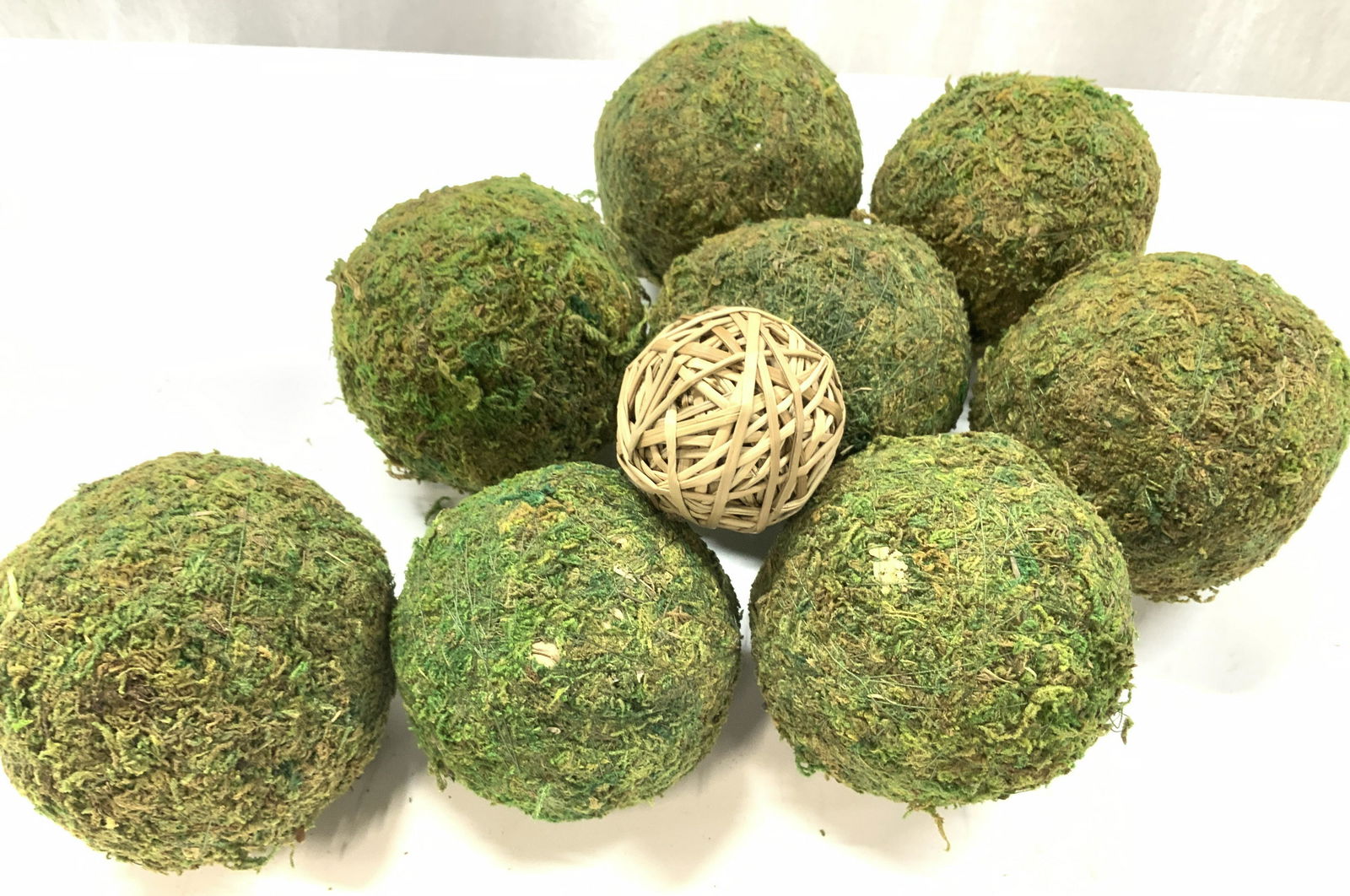 Lot 9 Faux Moss Tabletop Decor Balls (1 of 4)