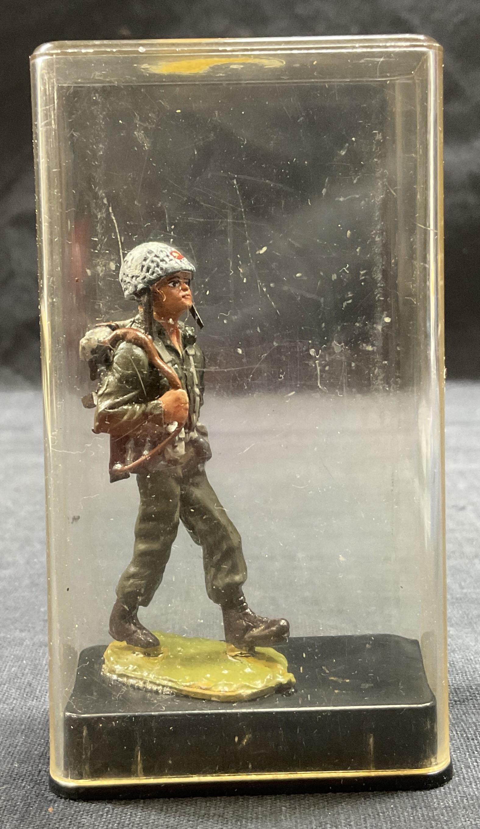 Vintage ALMYER Miniature Toy Soldier Spain (1 of 6)