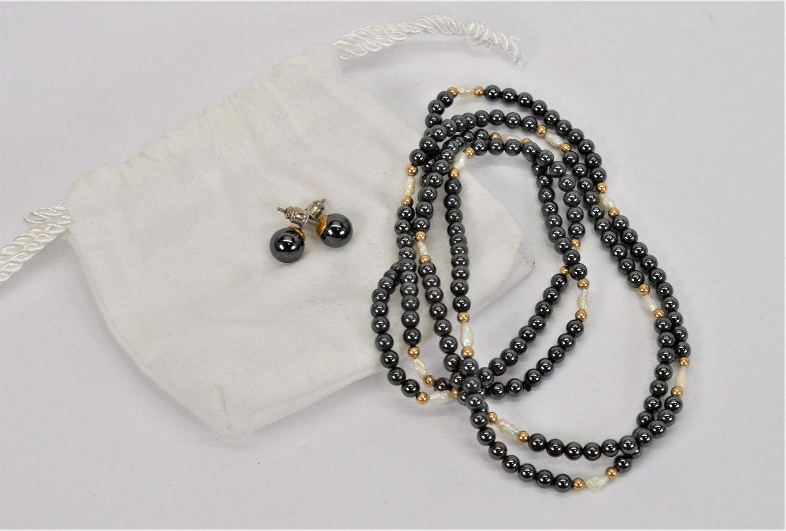 Set 2 Beaded Hematite Necklace W Earrings (1 of 2)
