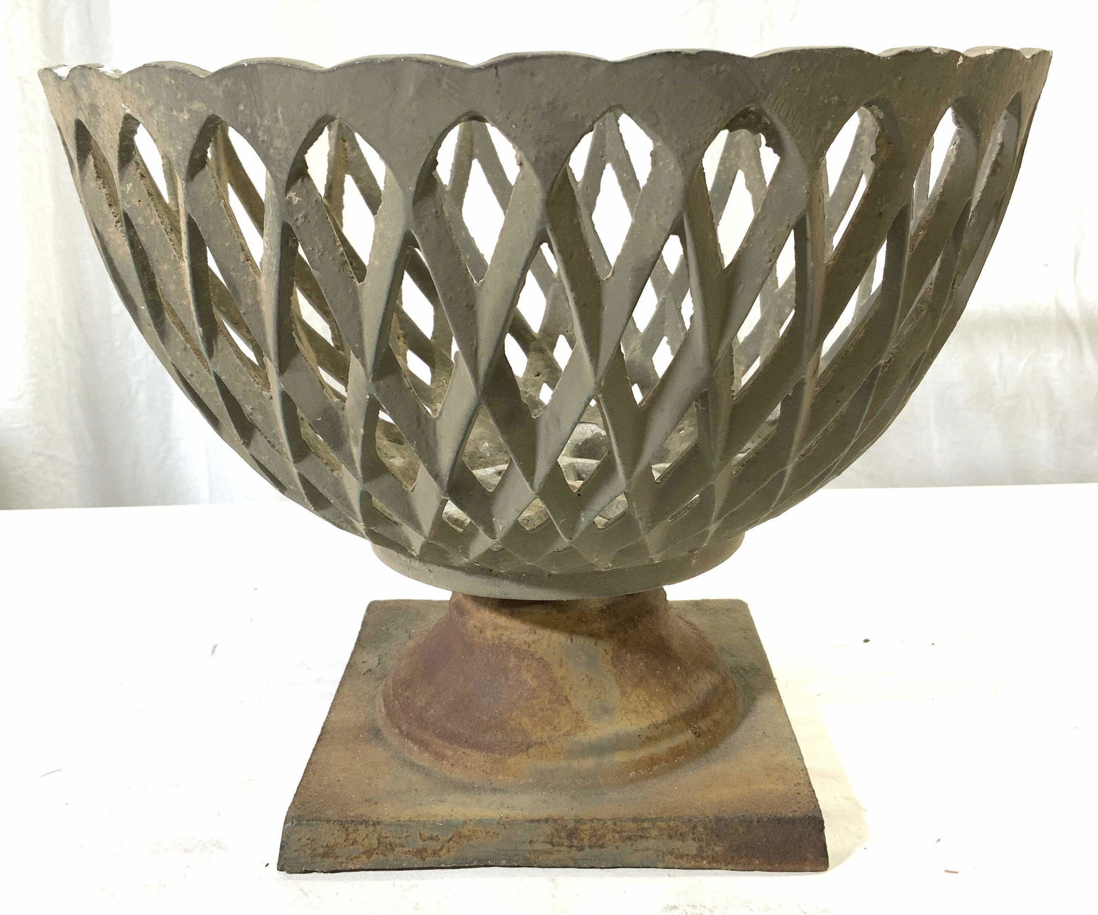 Vintage Cast Iron Open Work Boho Planter (1 of 7)