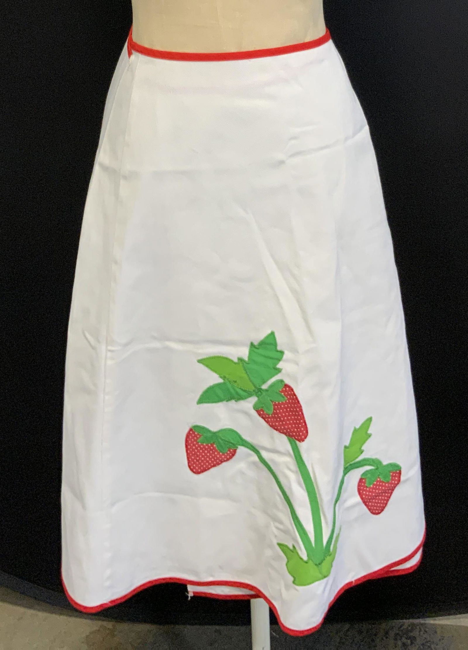 WILD IRIS Vntg Strawberry Tie On Apron Wrap Skirt (1 of 12)