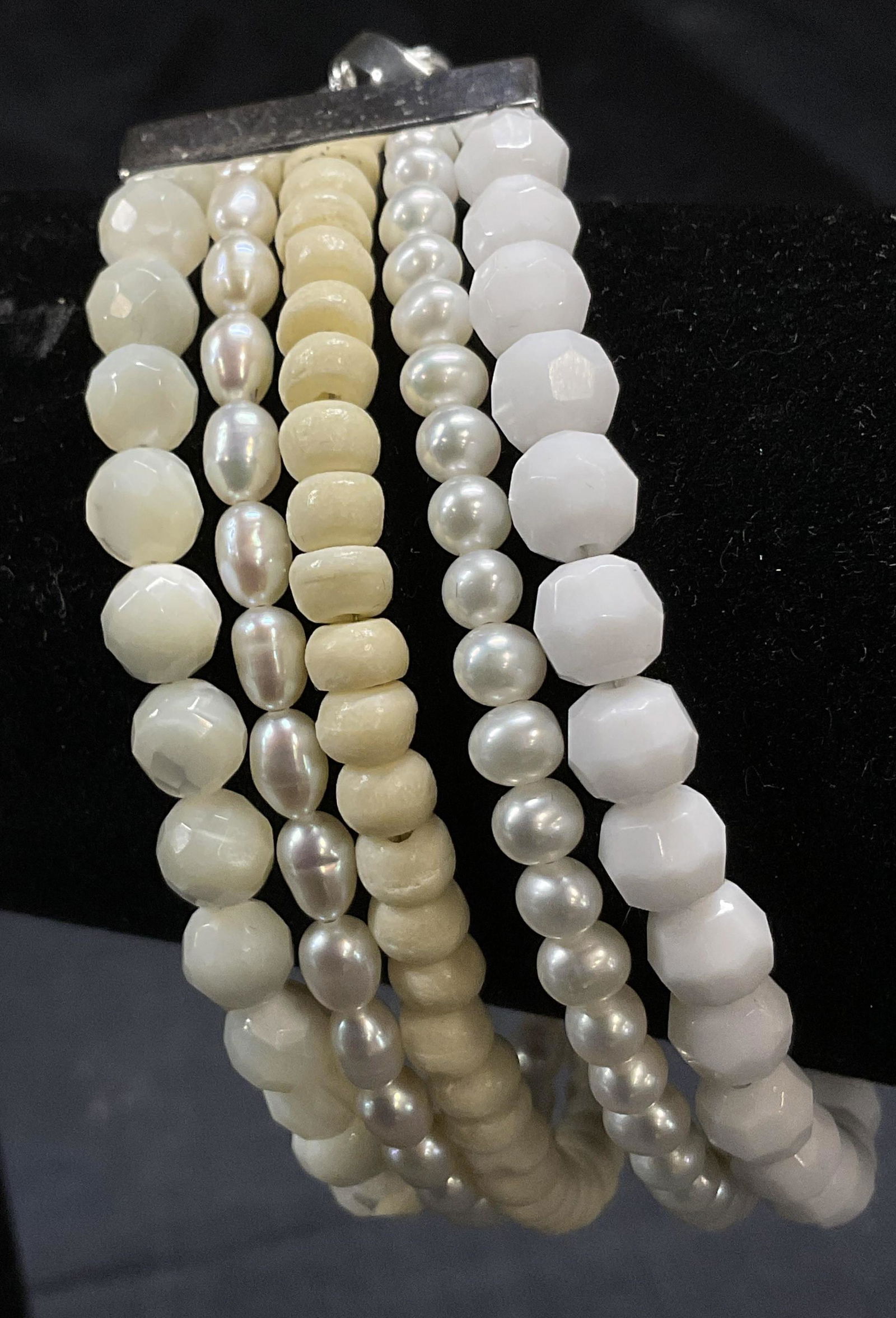 CAROLEE Multistrand Beaded Bracelet (1 of 4)