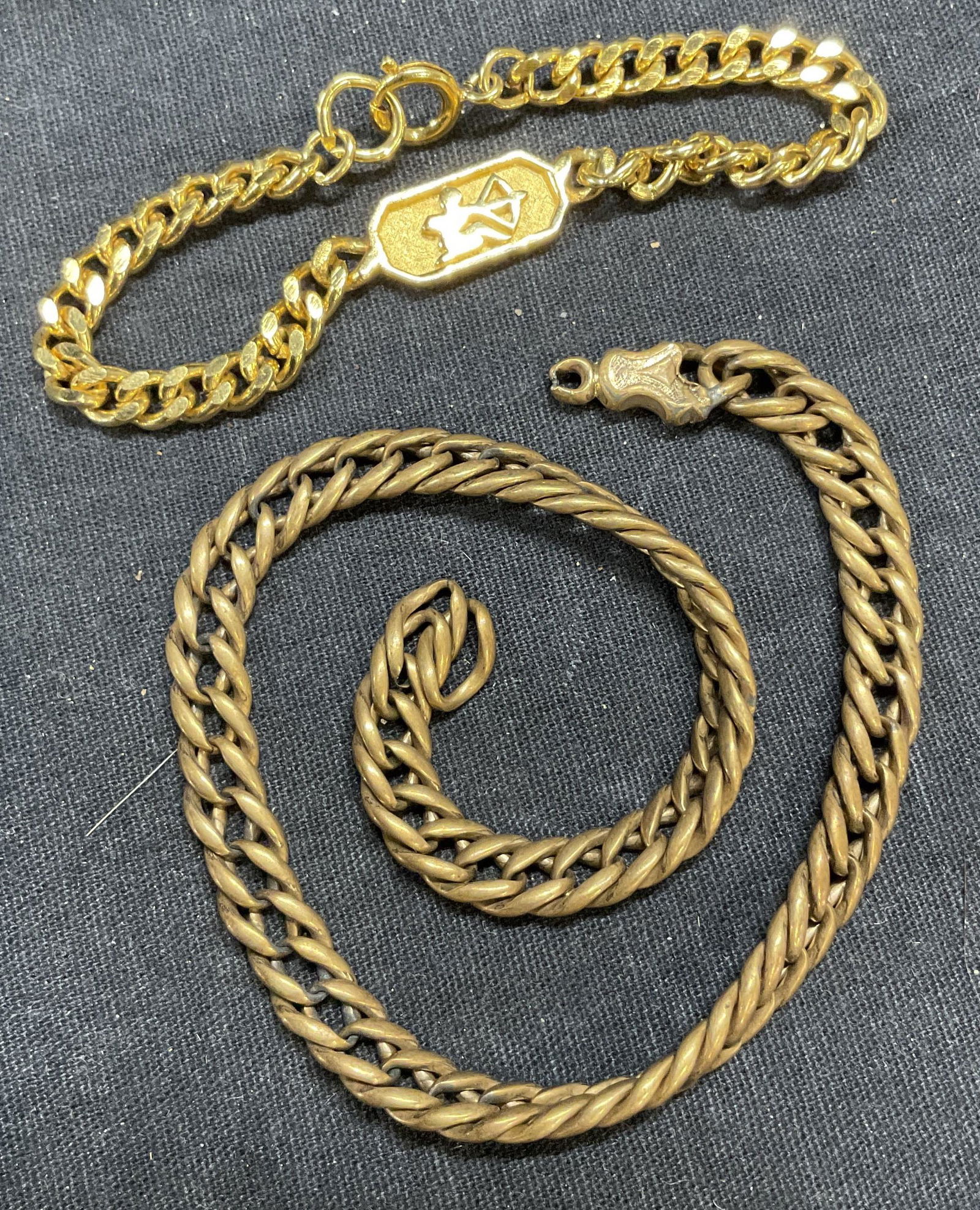 Lot 4 Gold Toned Metal Chains, Bracelet (1 of 5)