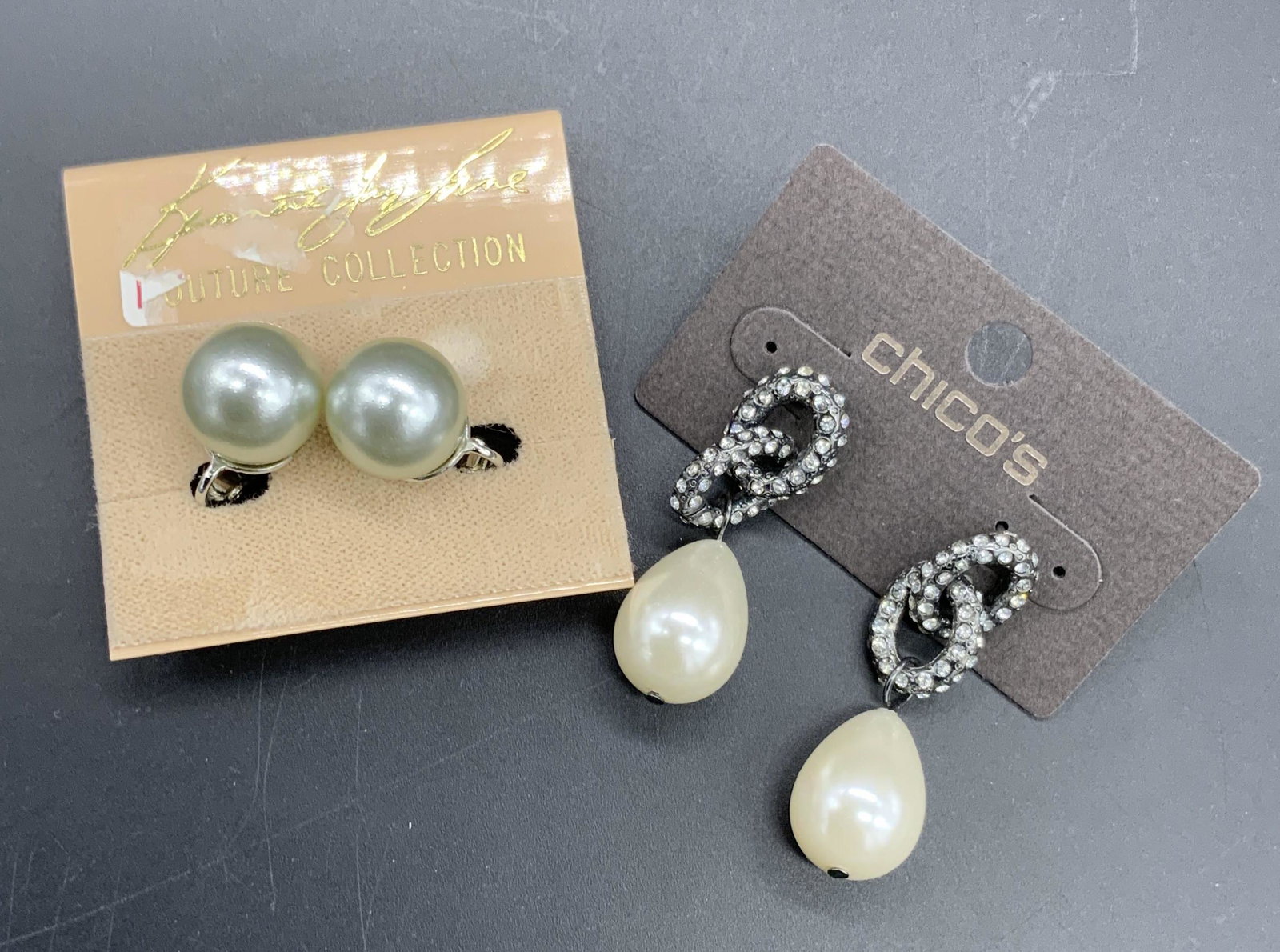 Lt2 NWT KENNETH LANE & CHICOS Pearlescent Earrings: Pearlescent earrings by KENNETH LANE & CHICOS. Pieces are attached to their original packaging. Clip on backings and backings for pierced ears. Larger earrings measure approx 1.5L x .5W in. Some wear 