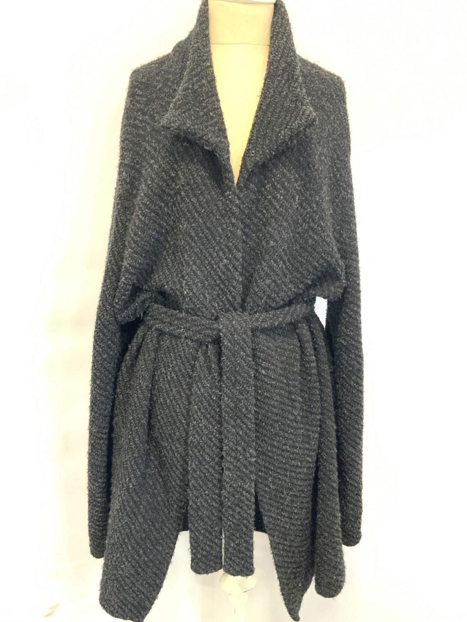 GIORGIO ARMANI Luxury Woven Cardigan (1 of 8)