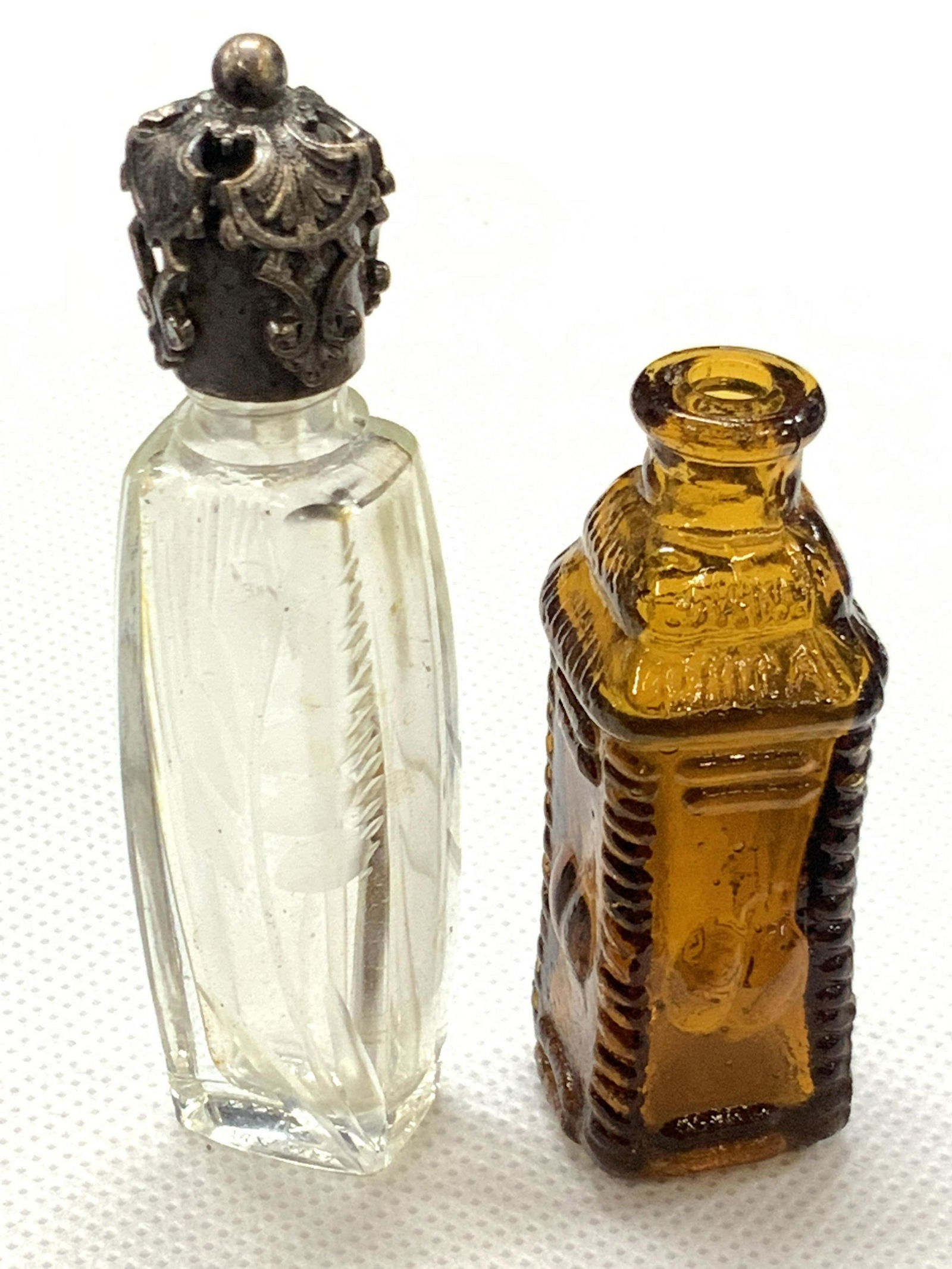 Lot 2 Vintage Glass Bottles, France (1 of 9)