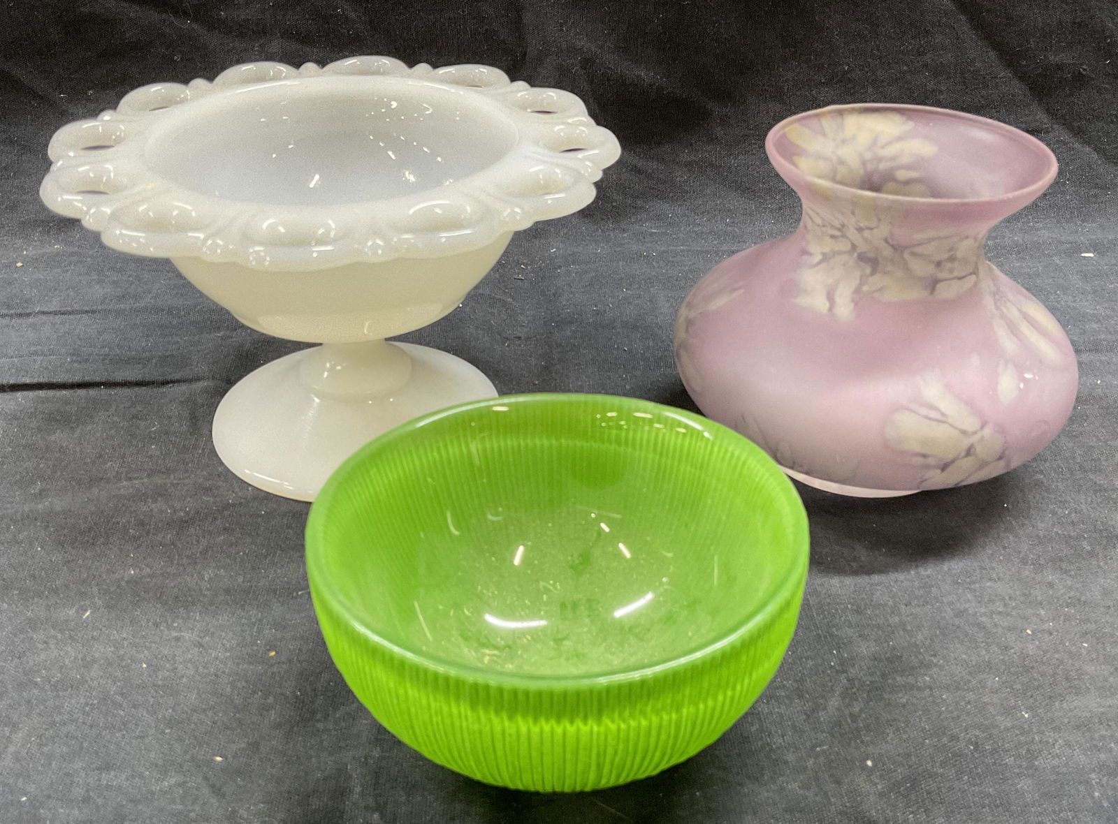 Lot 3 Tabletop Glass Ware Vessels (1 of 3)