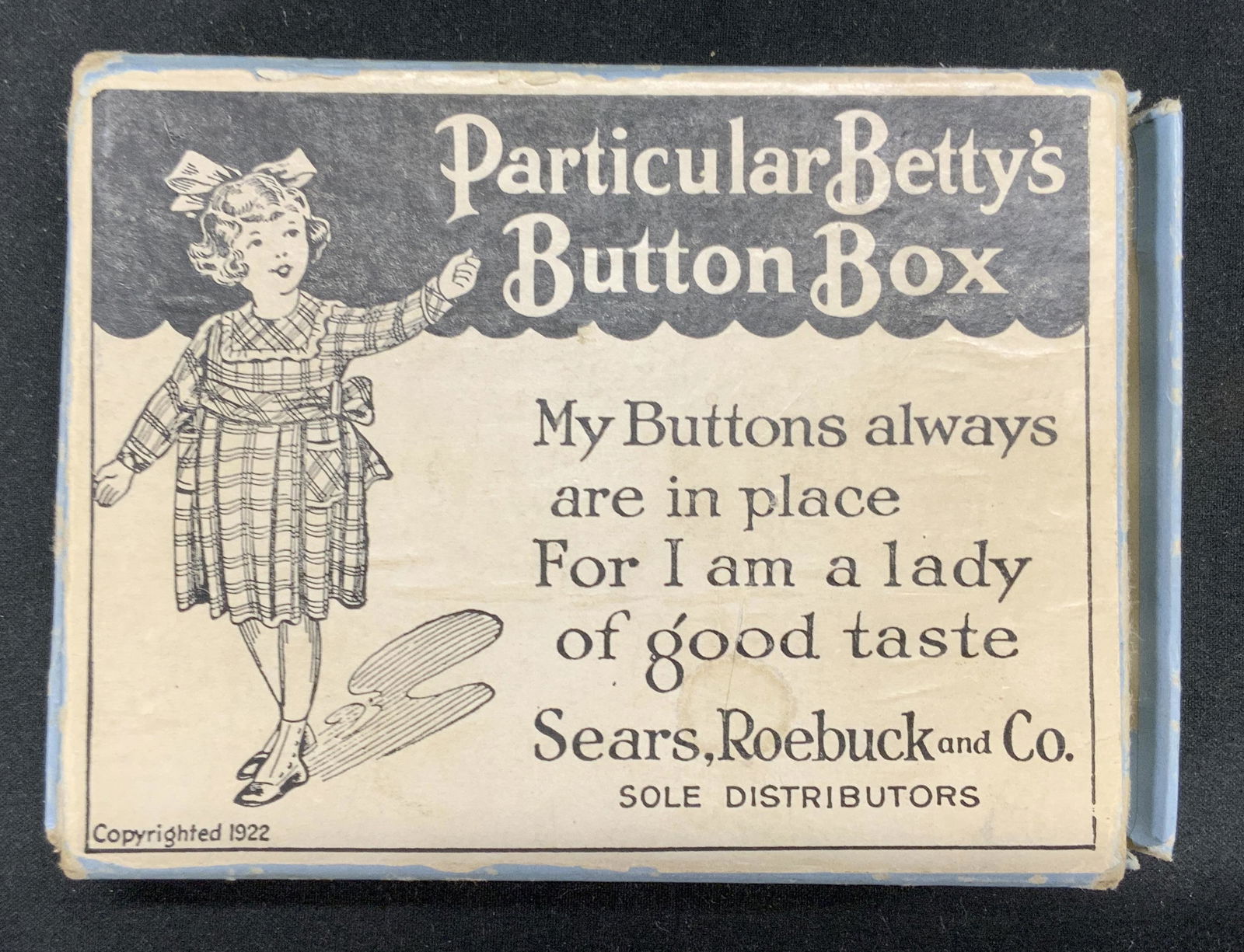 Antique 1922 Particular Bettys Button Box (1 of 4)