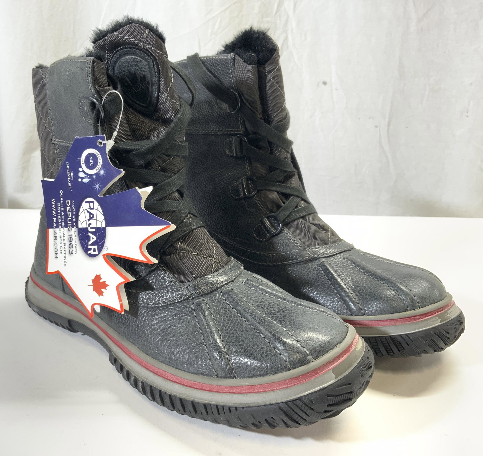 PAJAR Winter Boots Sz 40 NWT: Box and tag on boots reads PAJAR. Boots are size 40 womens (9 US). Boots are black w slate & red toned stripe at sole. Boots, snow boots, winter boots, womens boots, womens footwear, womens fashion, b