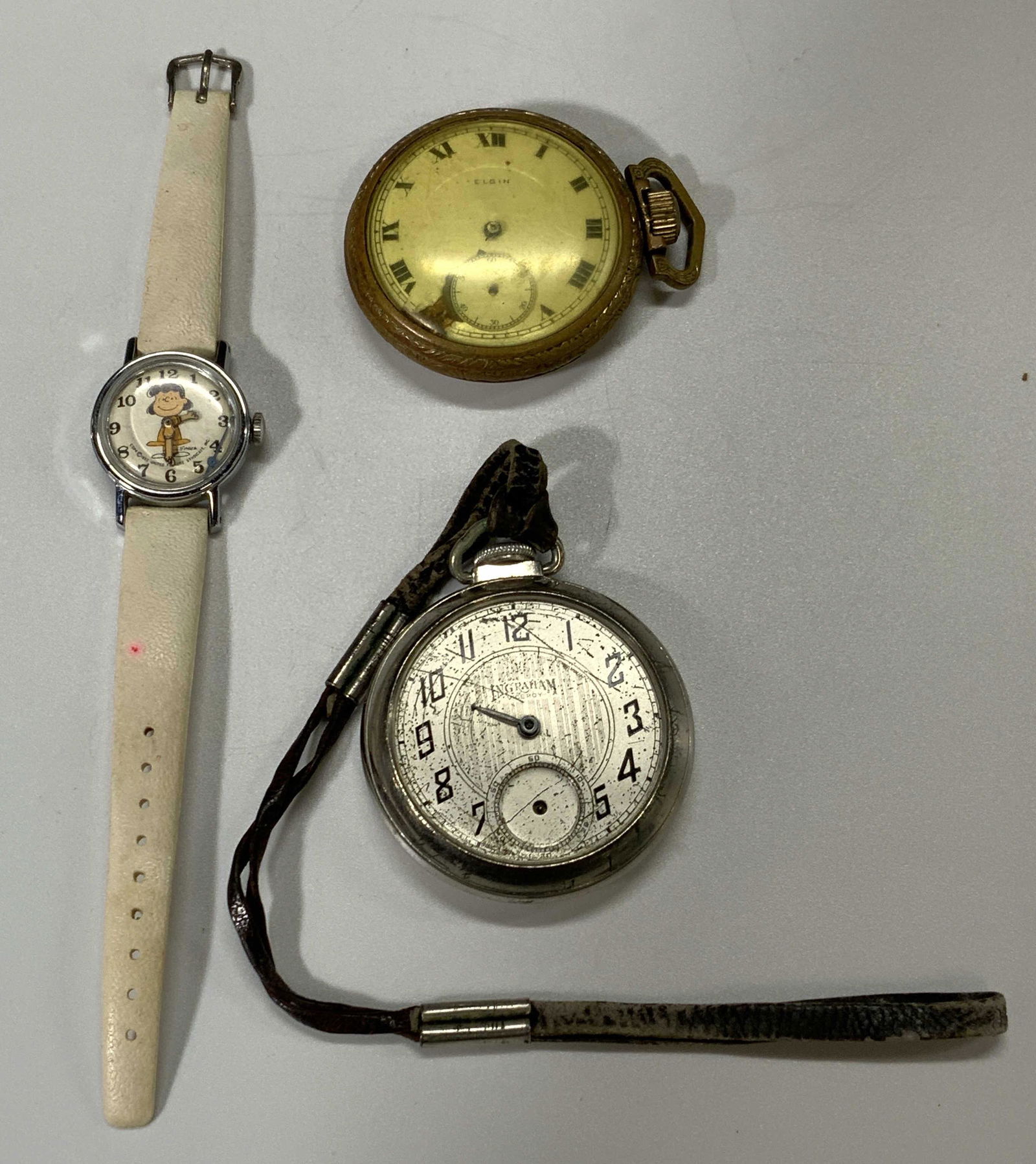 Lot 3 PEANUTS Watch, INGRAHAM Pocket Watch, More (1 of 7)