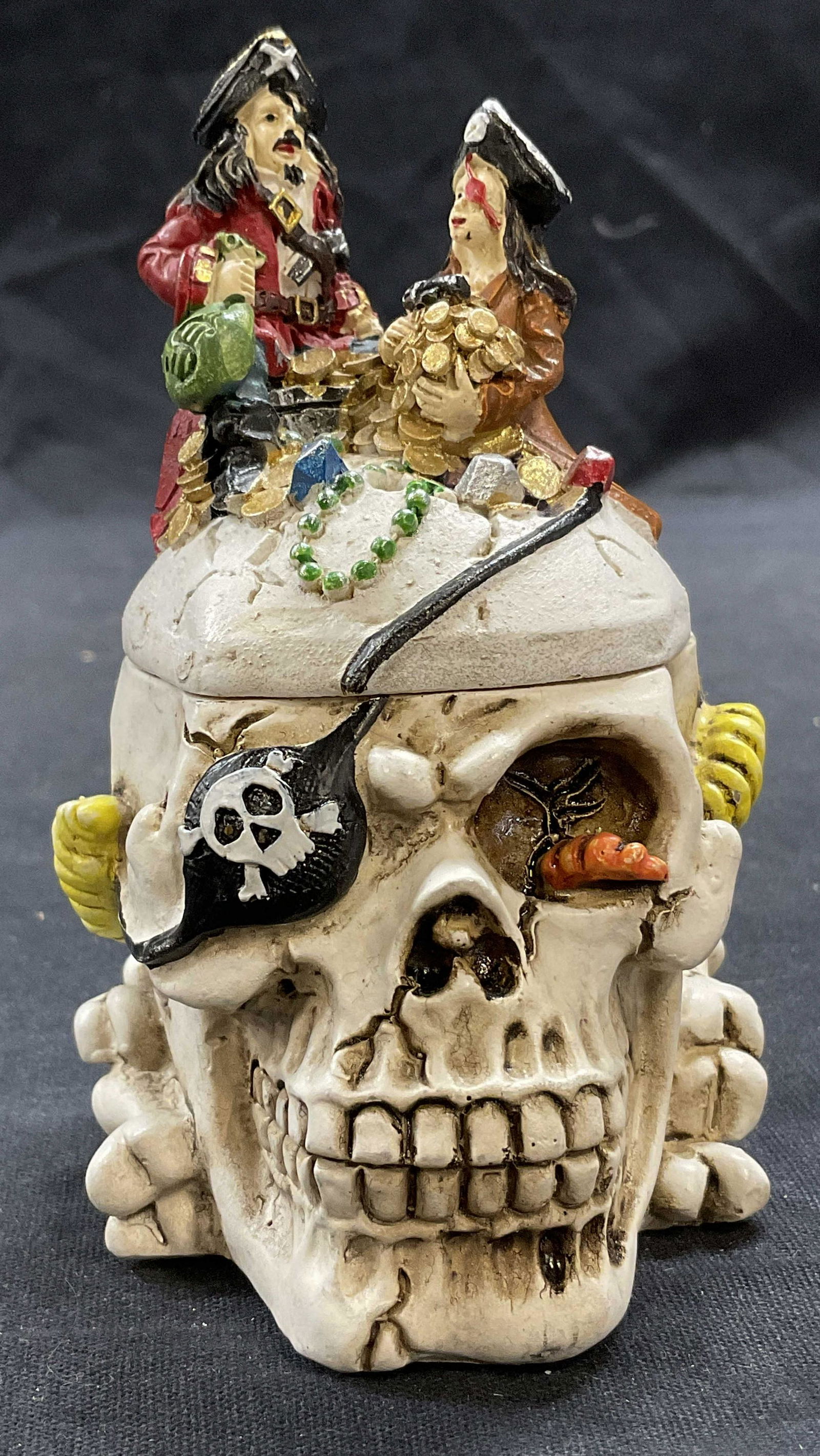 Turks & Caicos Pirate Skull Trinket Vessel W/ Lid (1 of 5)