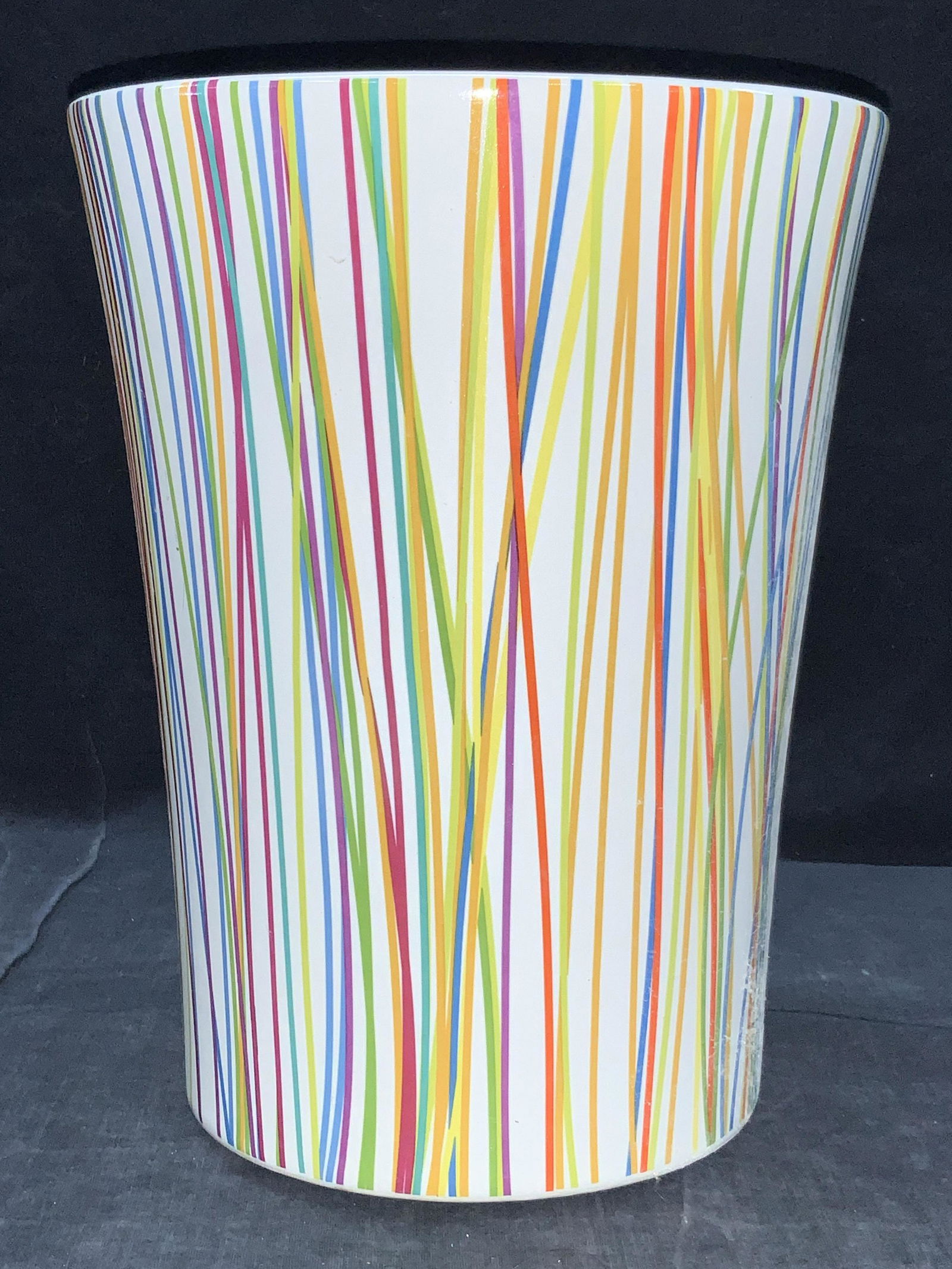 UMBRA Satvia Turner Artisan Ceramic Vessel (1 of 6)