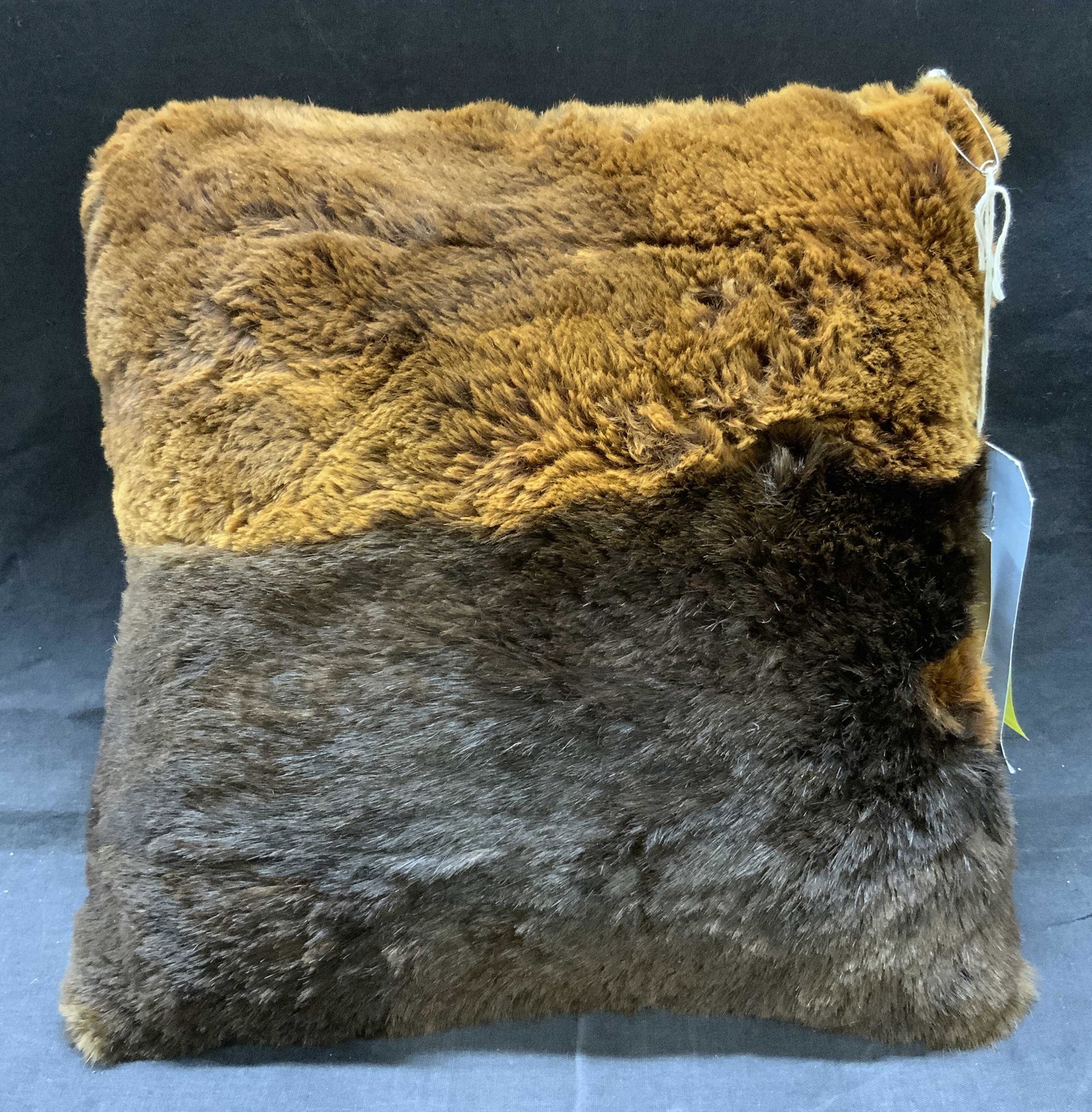 Dual Toned Brown Plush Throw Pillow NWT: Dual Toned Brown Plush Throw Pillow NWT, tan and dark brown, with removable cover, tag indicates pillow was bought second hand in CI Greenwich. Measures approx 12 x 12 in. minor surface wear. Dual Ton