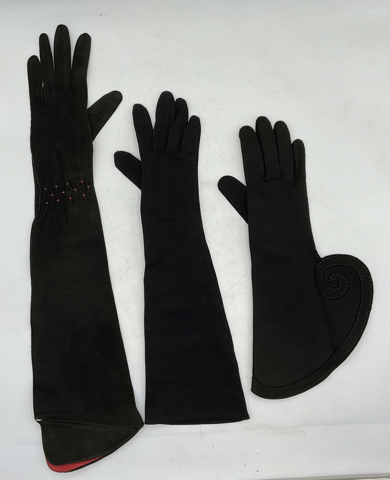 Lot 3 Pairs Ladies Gloves, Leather, Woven Cotton (1 of 4)