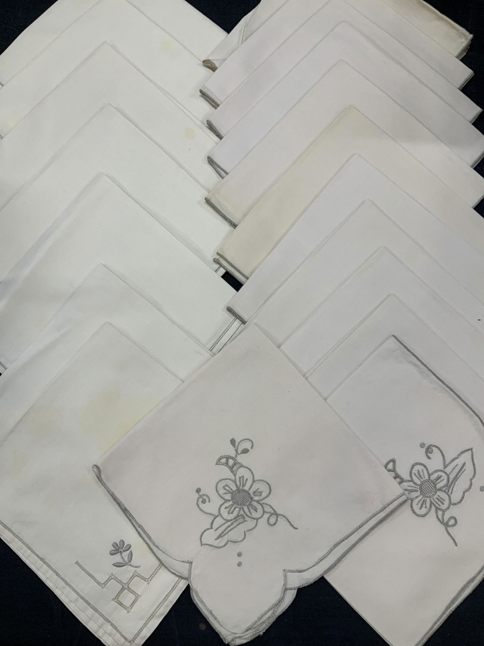 Lot 2 Sets Beige Linen Vintage Dinner Napkins (1 of 6)