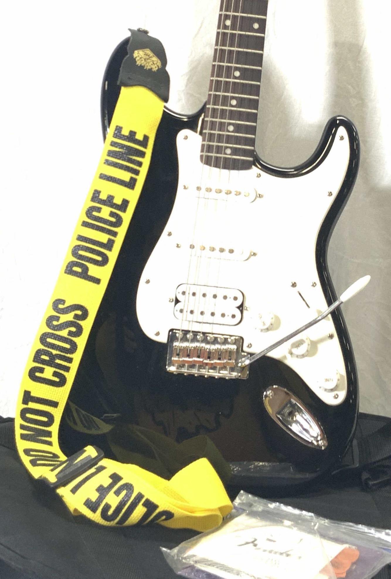 FENDER SQUIRE 6 String Electric Guitar (1 of 13)