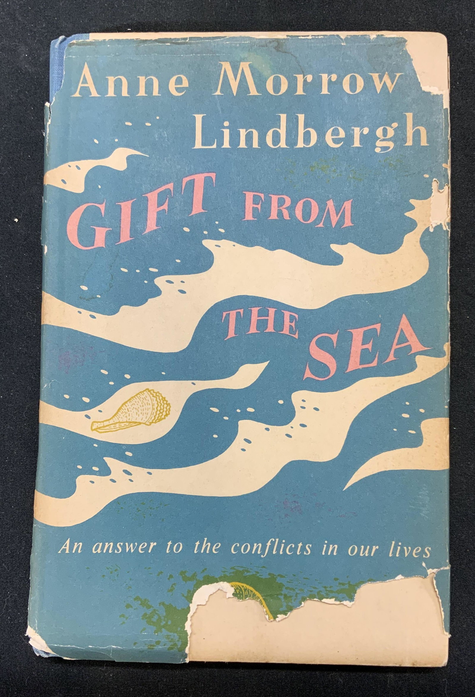 First Edt Gift From The Sea Anne Morrow Lindbergh: First edition copy of Gift From The Sea by Anne Morrow Lindbergh. Published by Pantheon, 1955. Wear to dust jacket, cover, and pages consistent with age and exposure. Measures approx. 5.25 x 8.25 inch