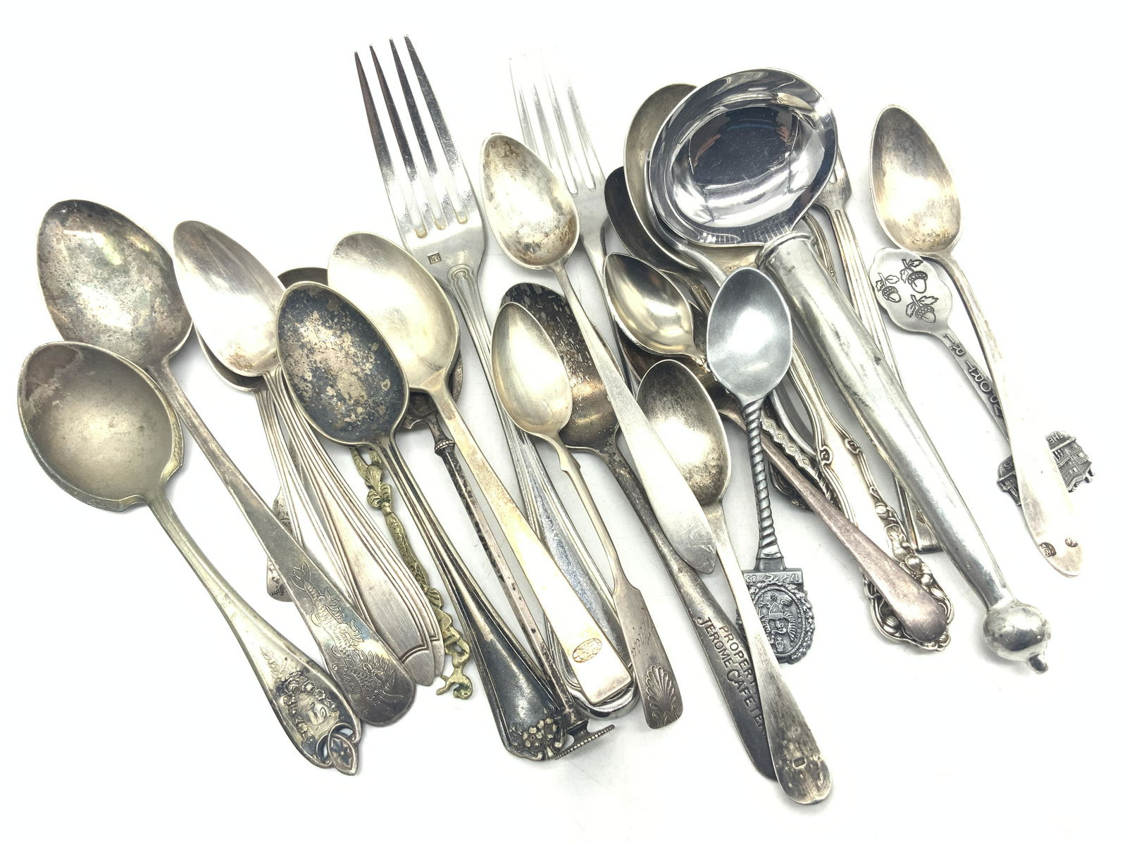 Lot27 Vintage W.M.Rogers Sterling Silverware &More (1 of 9)
