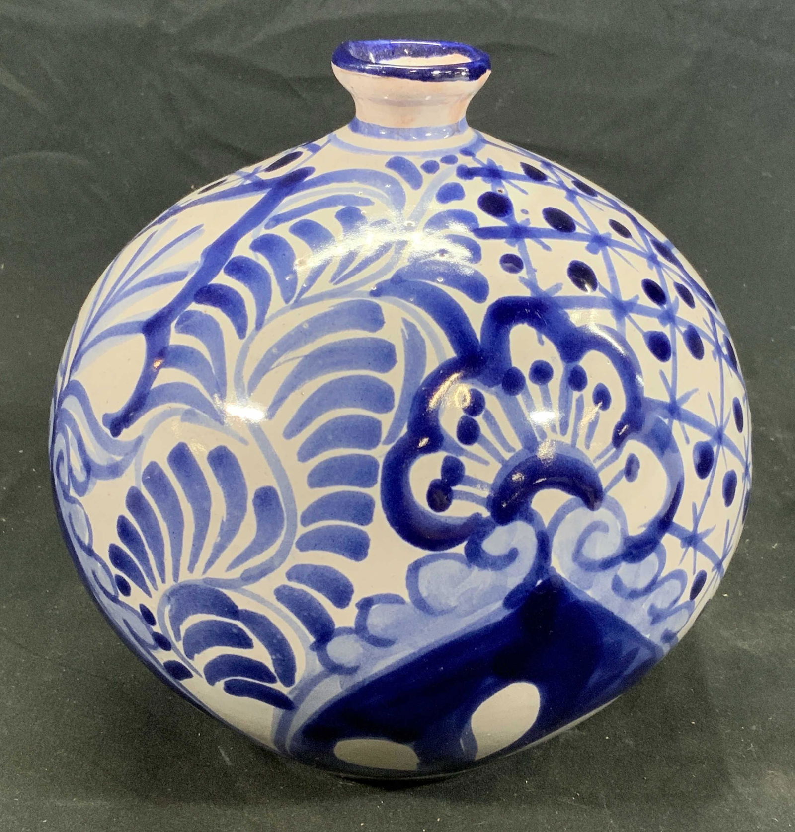 ALBA TALAVERA Handmade Mexican Pottery Vase (1 of 4)