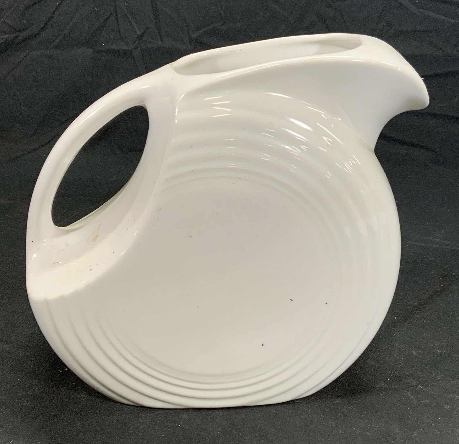 Vintage FIESTA White Disc Pitcher (1 of 4)