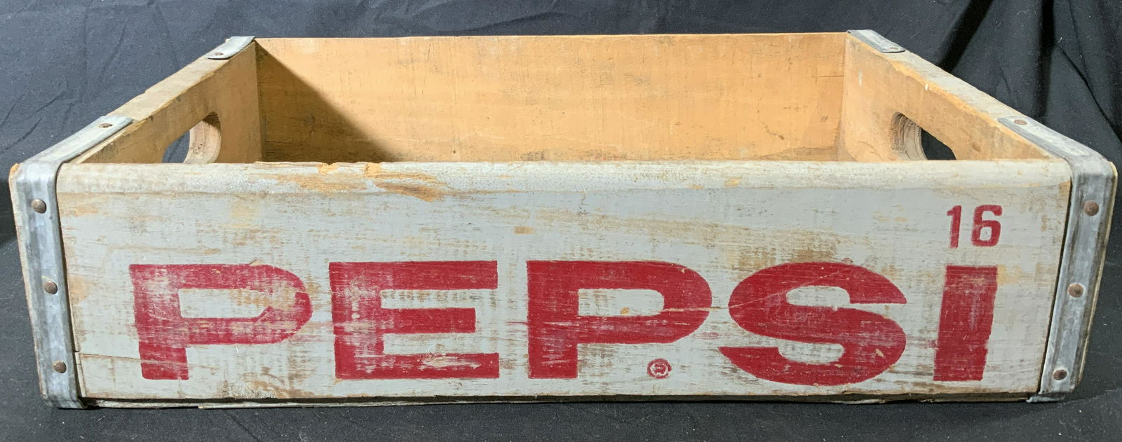 Vintage PEPSI COLA Wood Crate (1 of 4)