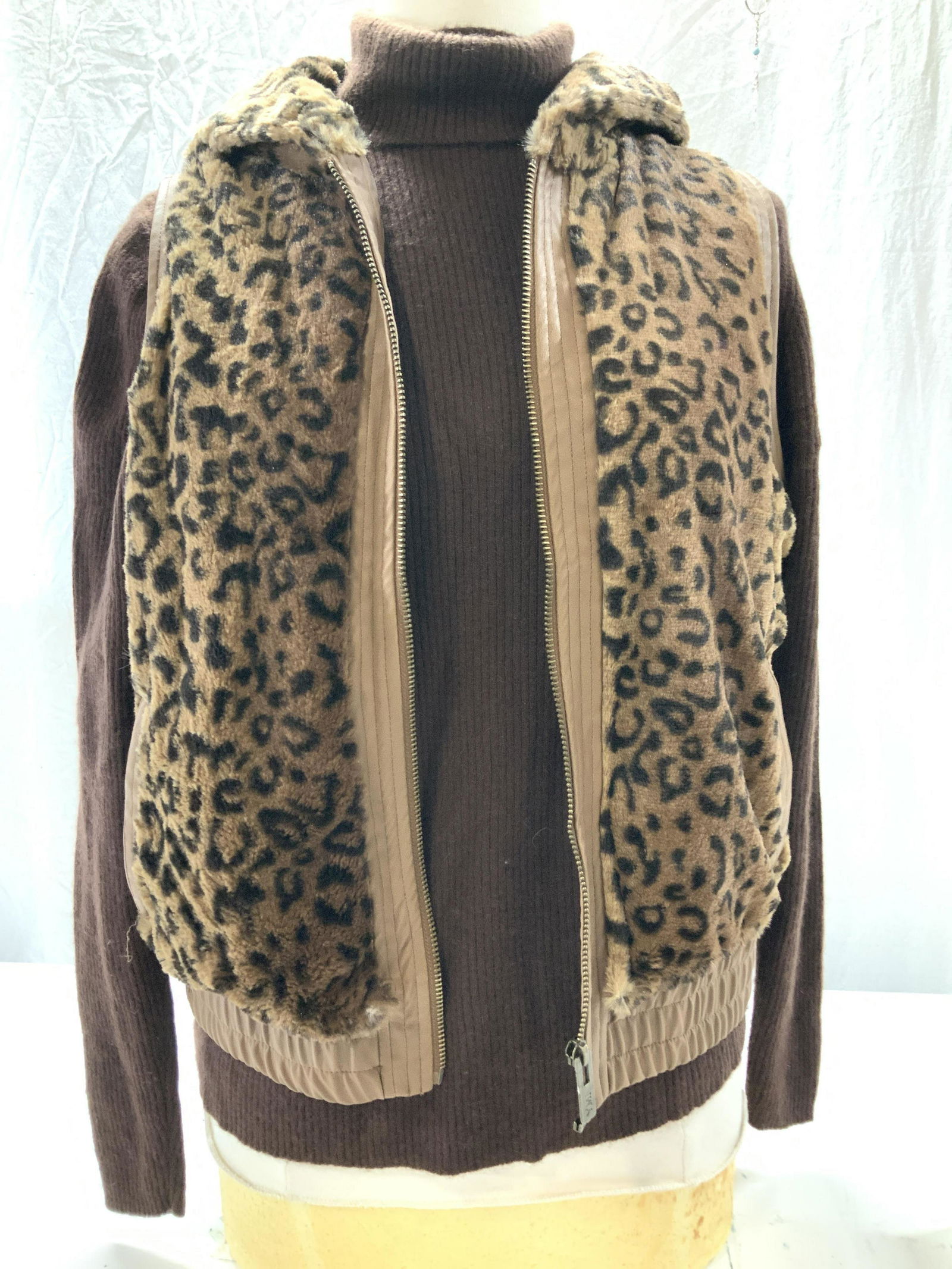 Antique & Vintage Vests for Sale in Online Auctions