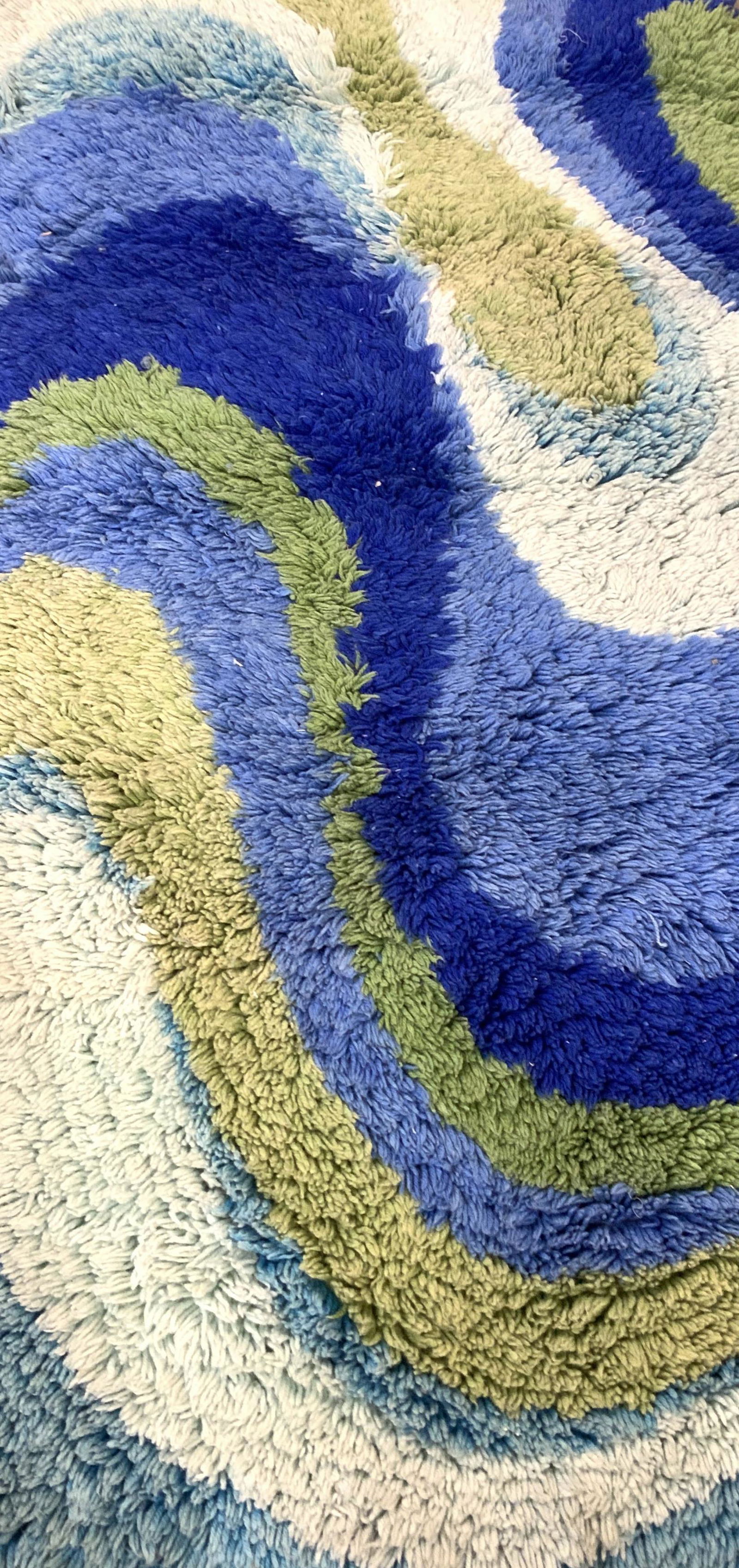 Mid Century Wool Yarn Shag Carpet, 52 in (1 of 8)