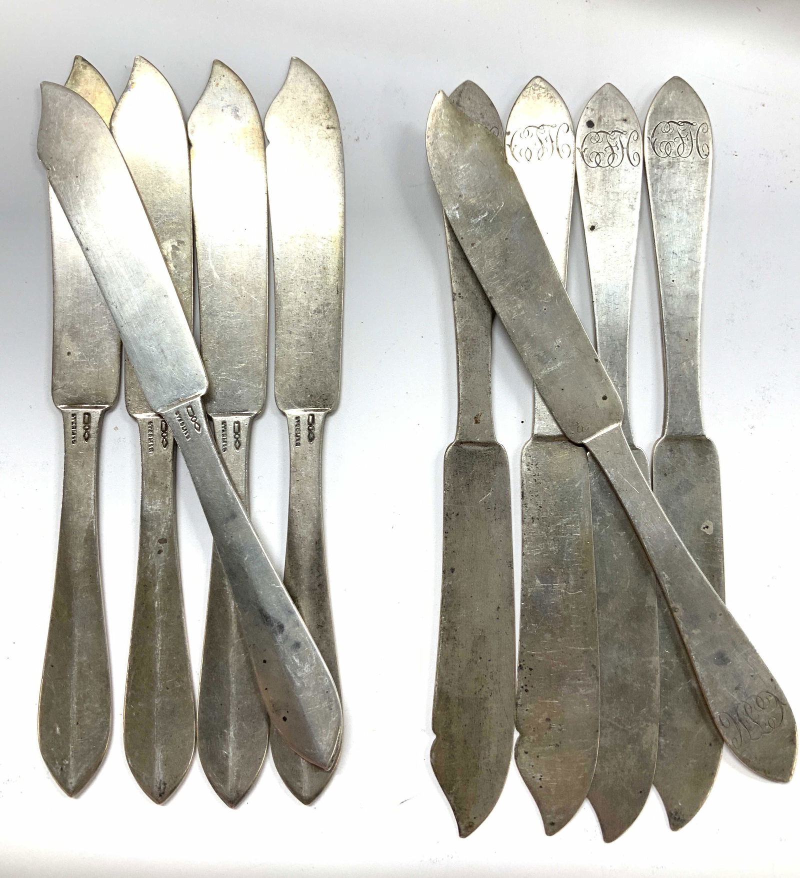 Set 10 Sterling Silver Fish Knives, hallmarked (1 of 4)