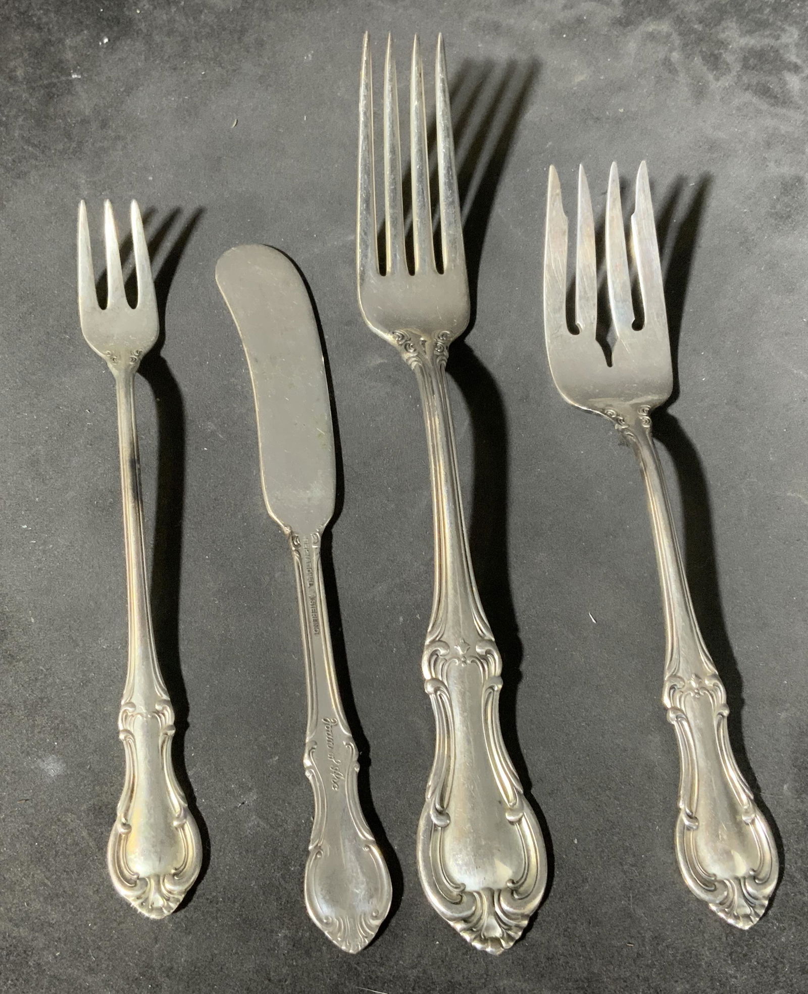 Group Lot 43 Sterling Flat Ware JOAN OF ARC (1 of 10)