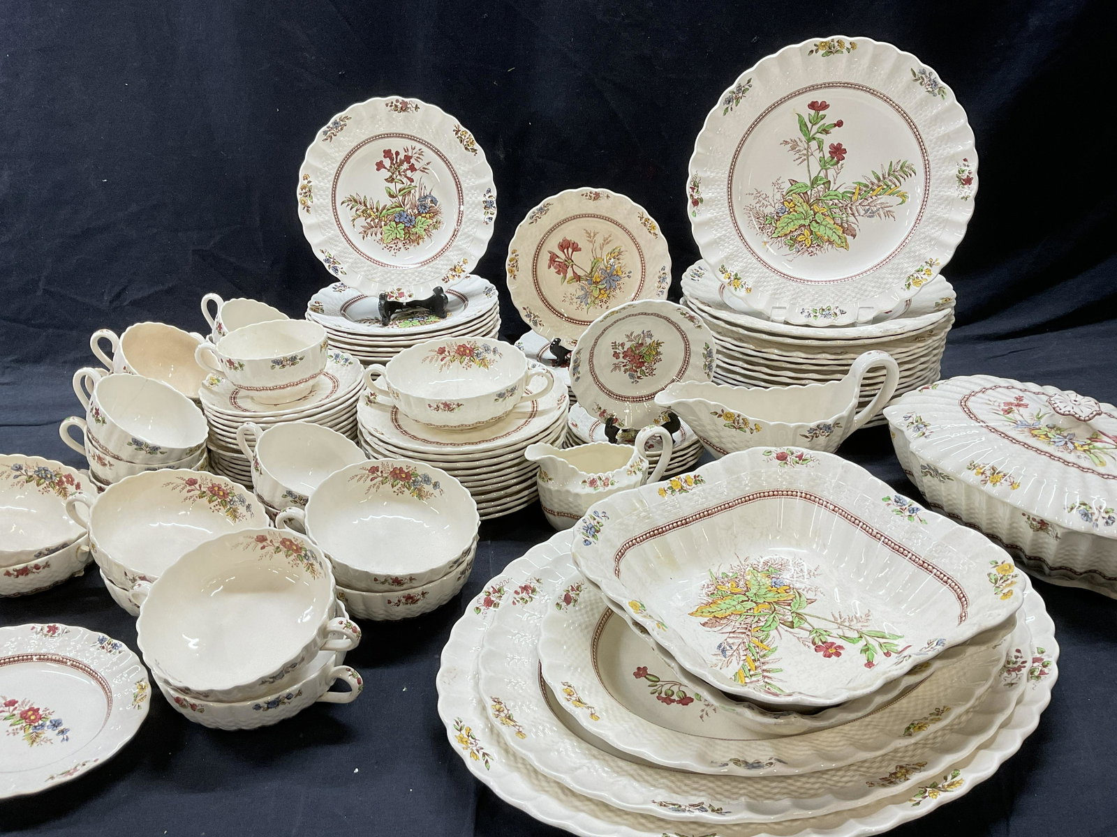 Set105 Rosalie By Spode Porcelain Ware, ENGLAND (1 of 10)