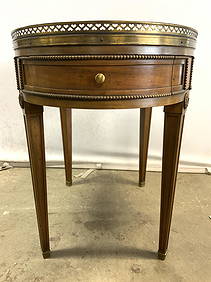 BAKER FURNITURE Vntg Wooden Side Table (1 of 10)