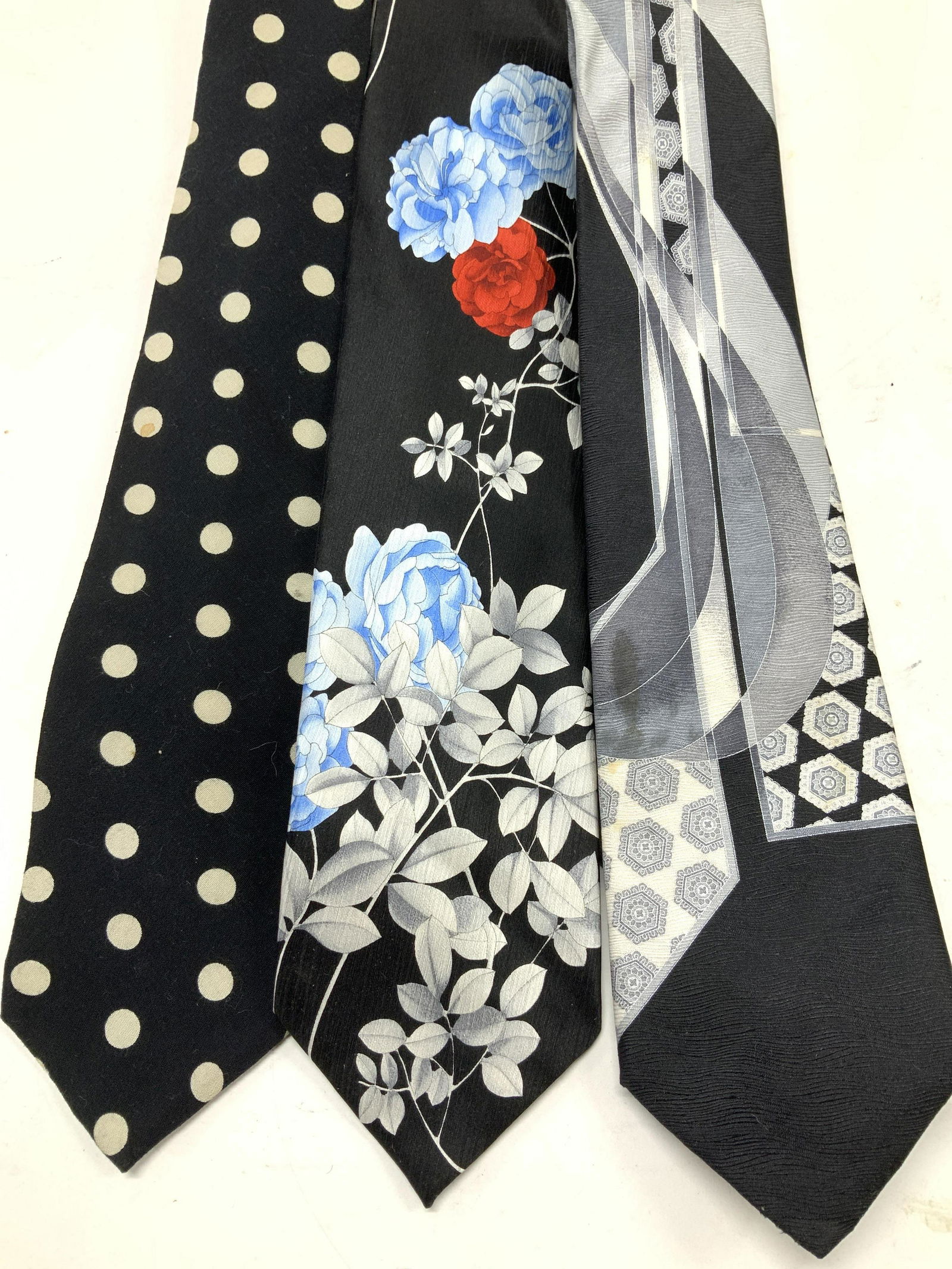 Lot 3, Silk Shirt Ties, A. Ghekiere, Leonard, More (1 of 5)