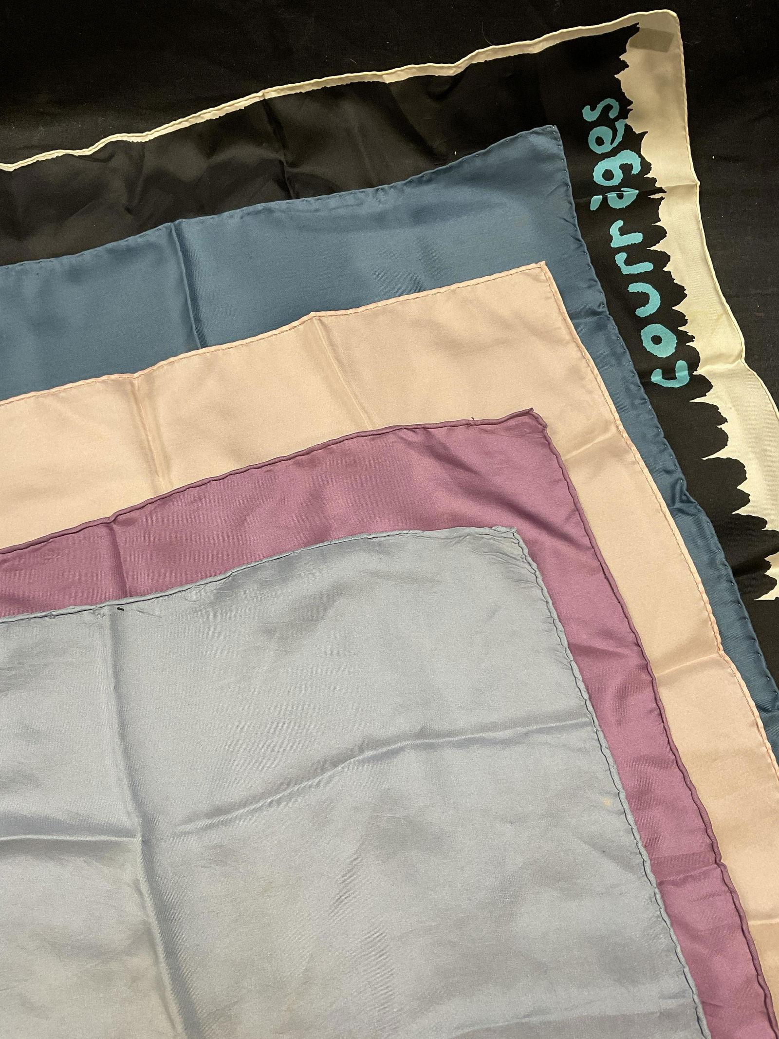 Lot 5 Silk Handkerchiefs (1 of 7)