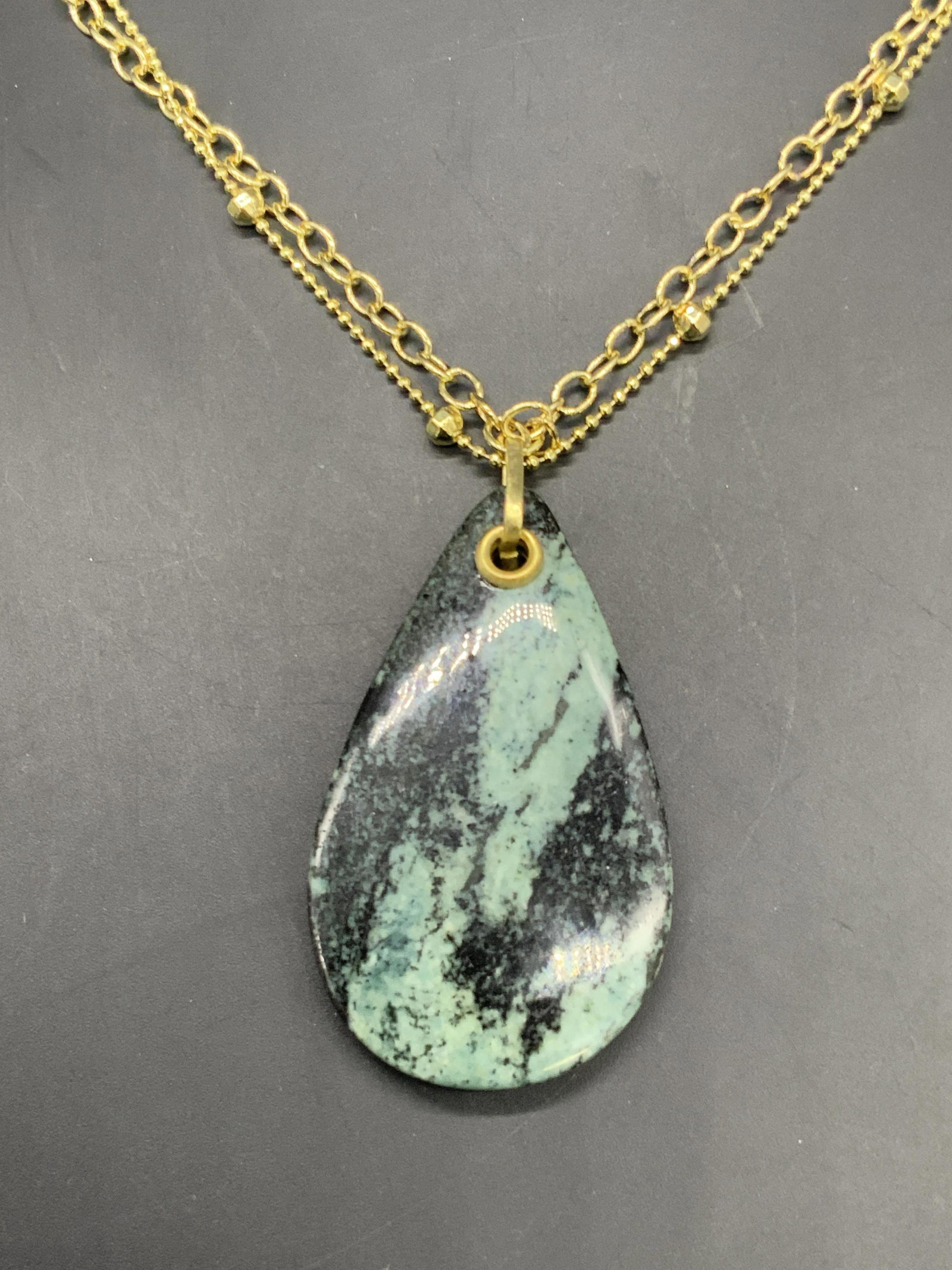 SHEILA FAJL NWT Oversize Glass Pendant Necklace (1 of 11)