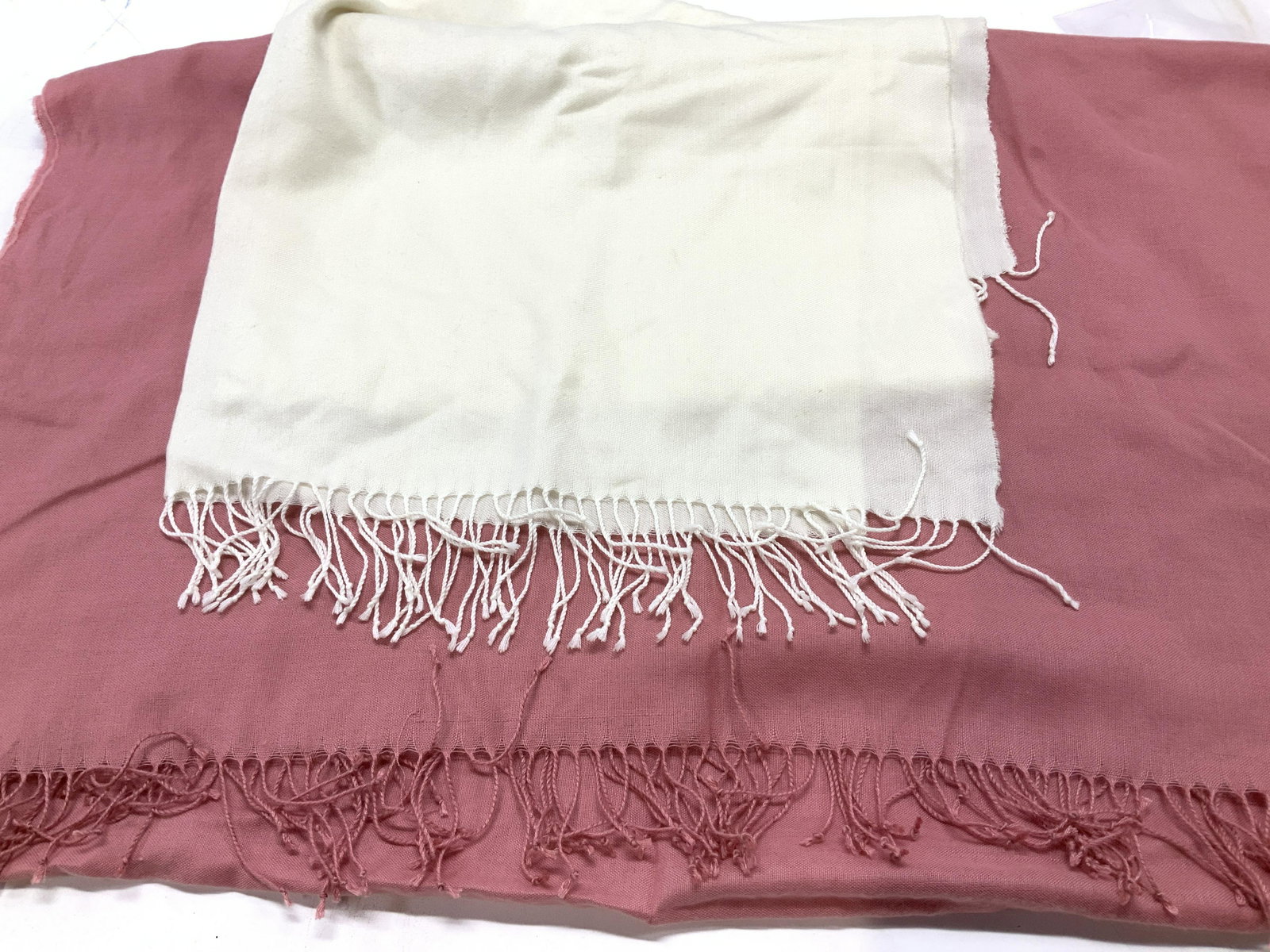 Lot 2 Unlabeled Ladies Shawls w Tassels (1 of 4)