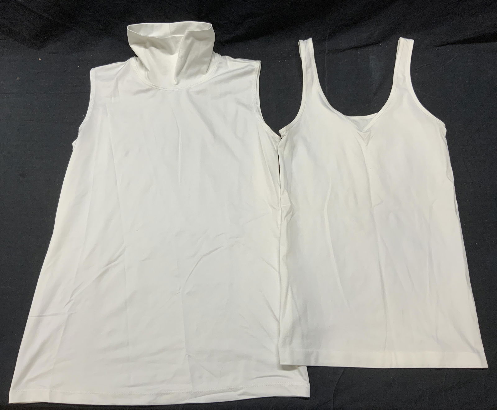 VINCE & More Assorted Lot of 4 White Shirts (1 of 7)
