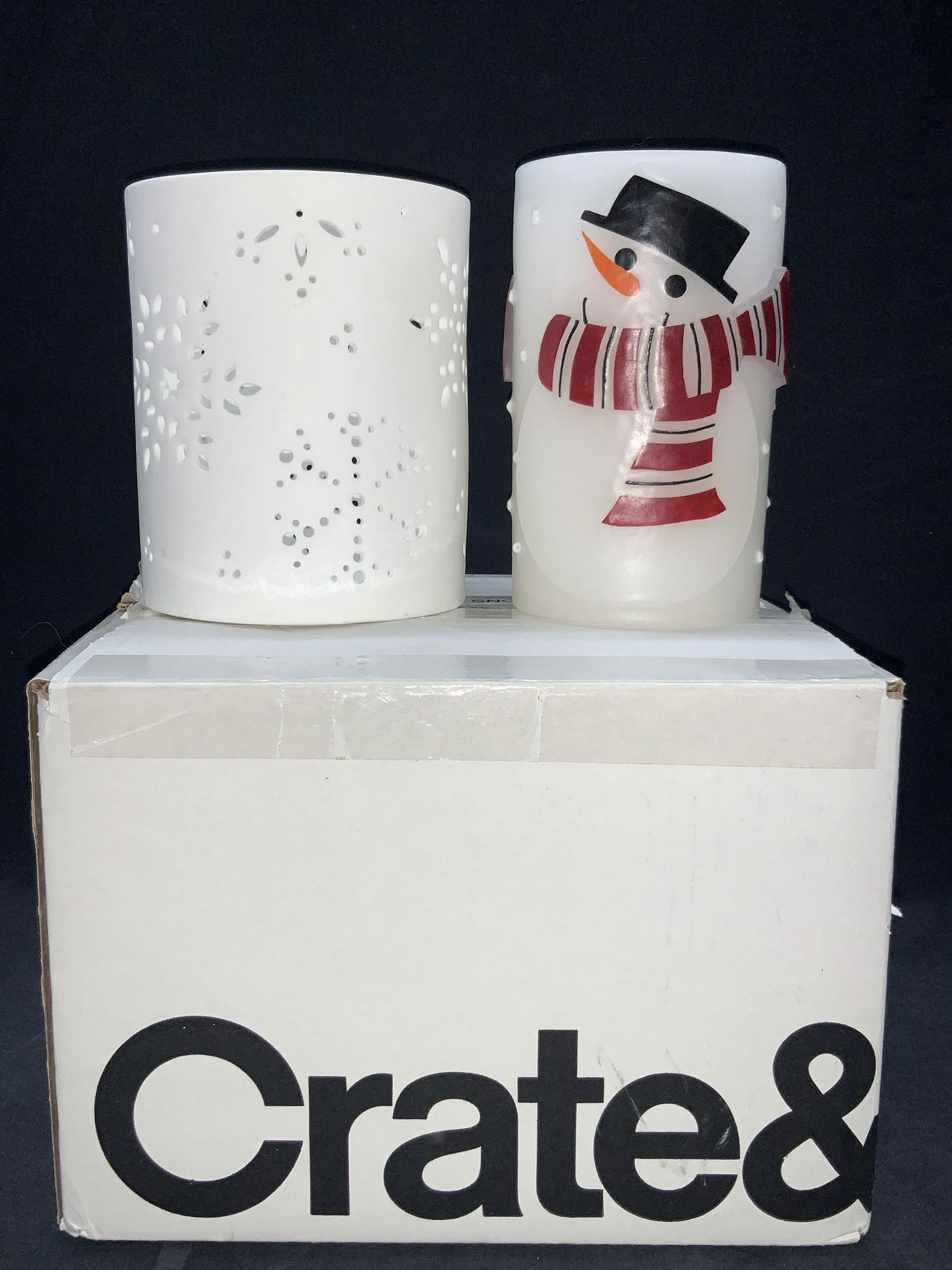 CRATE & BARREL Lot 2 Snow Man Candles W Stand (1 of 9)