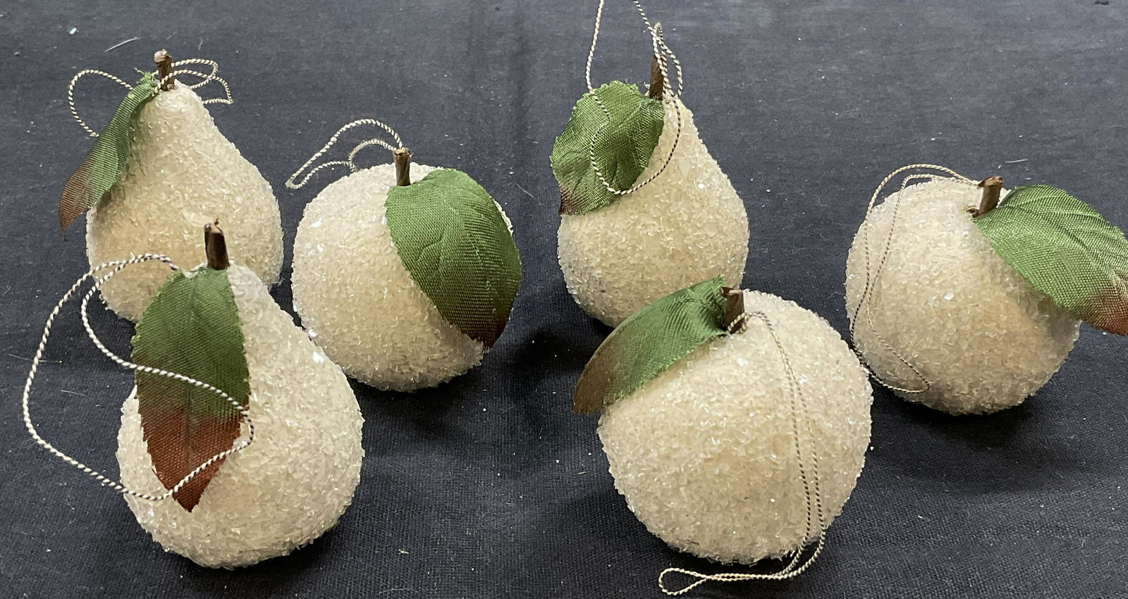 Set6 Handcrafted Smith & Hawkin Fruit Ornaments (1 of 4)